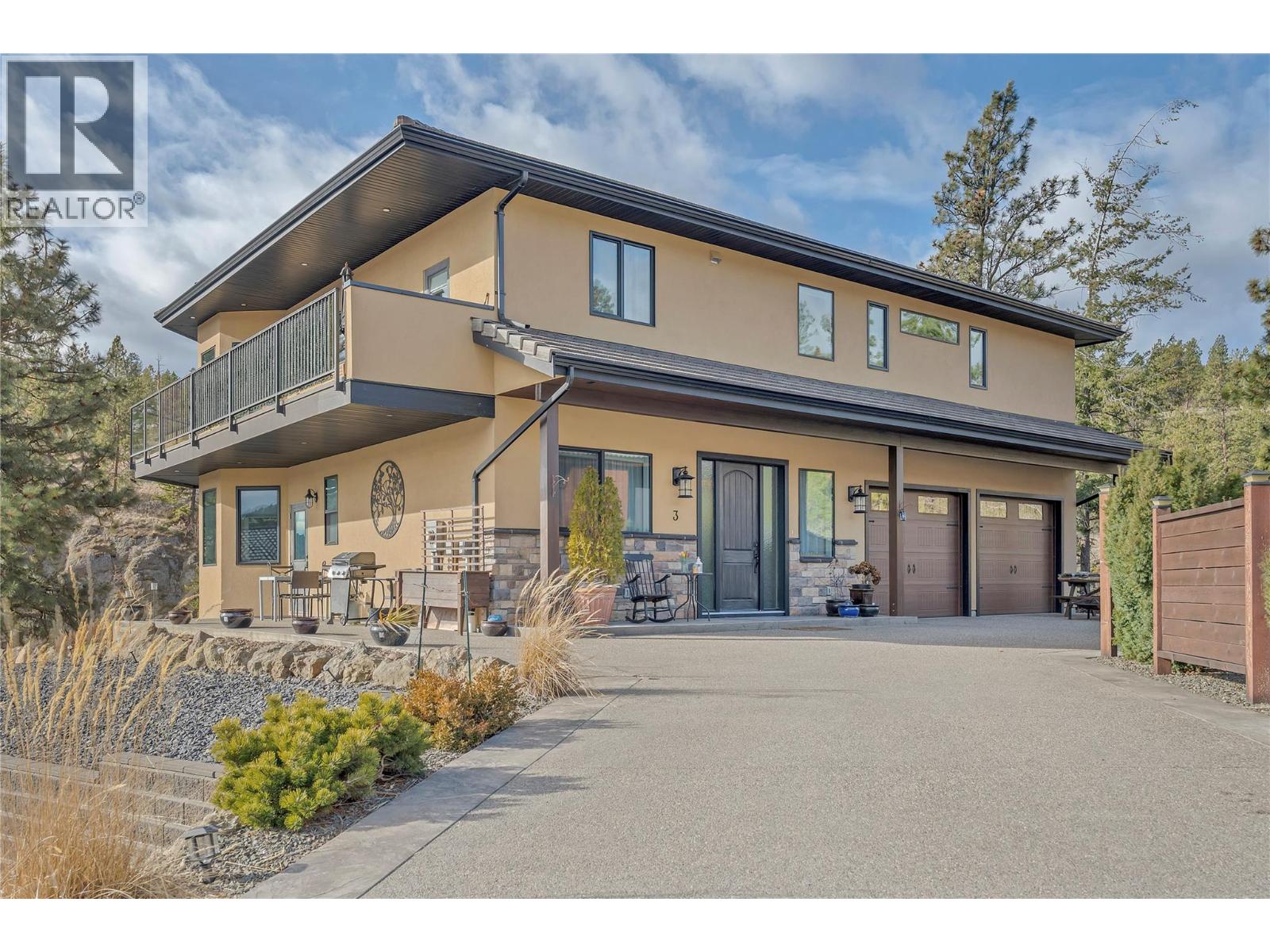 6709 Victoria Road Unit# 3