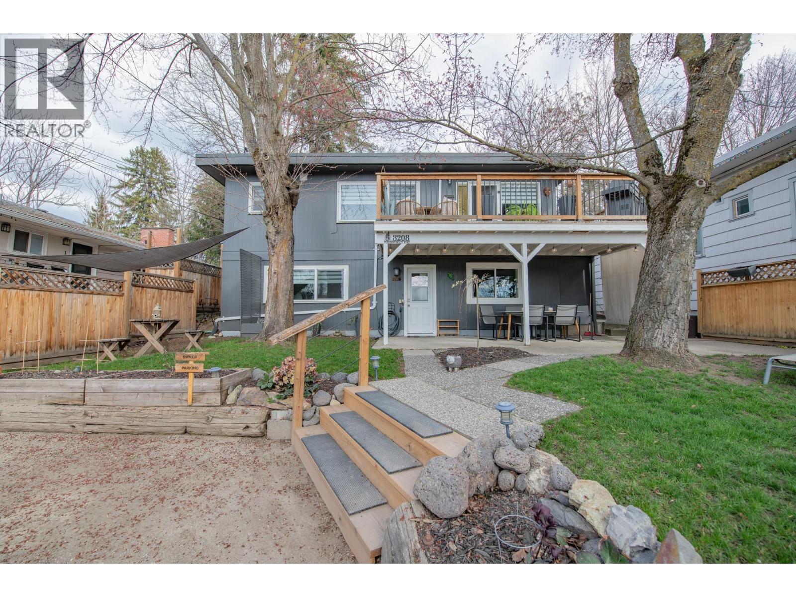 3208 Pleasant Valley Road