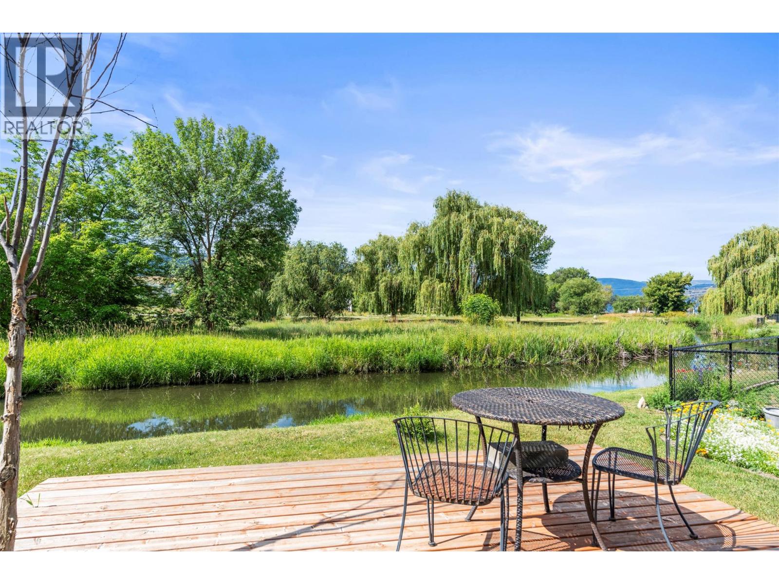 2727 Lakeshore Road Unit# 101