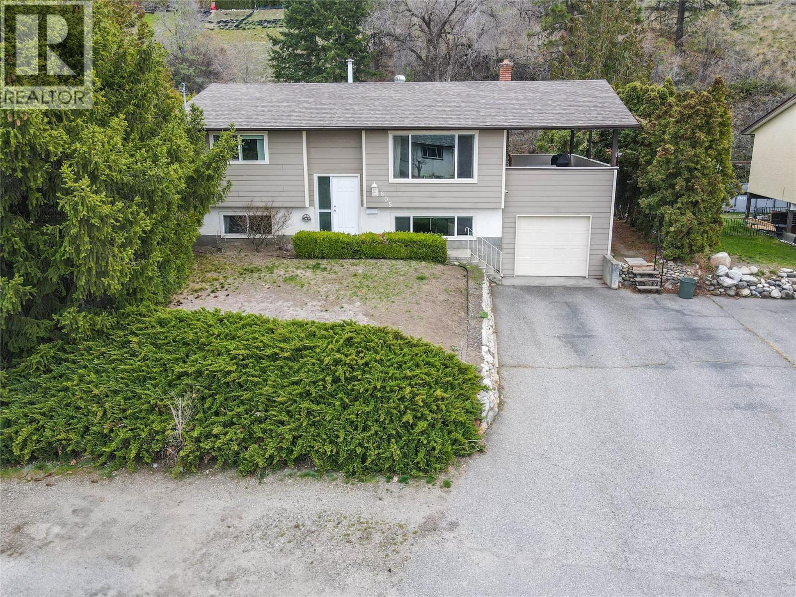 805 Camelia Road