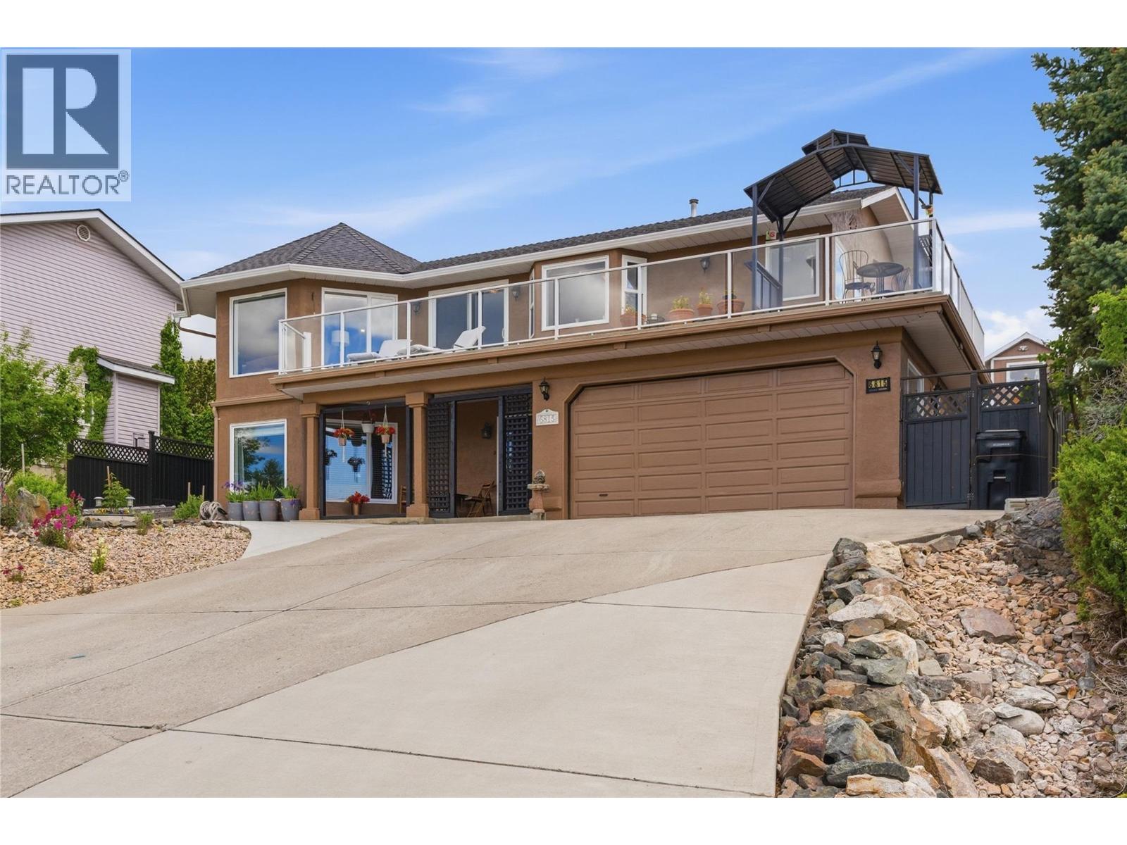 6815 Cameo Drive N