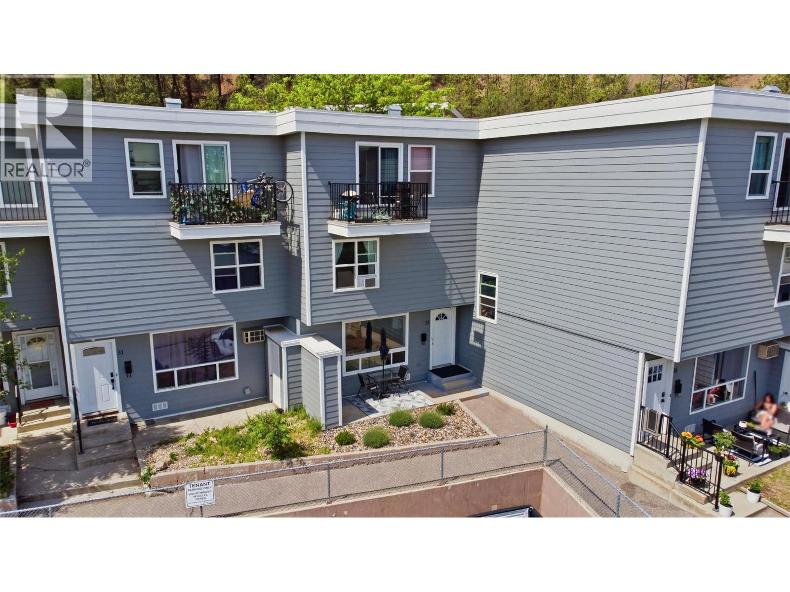 3800 40 Avenue Unit# 33