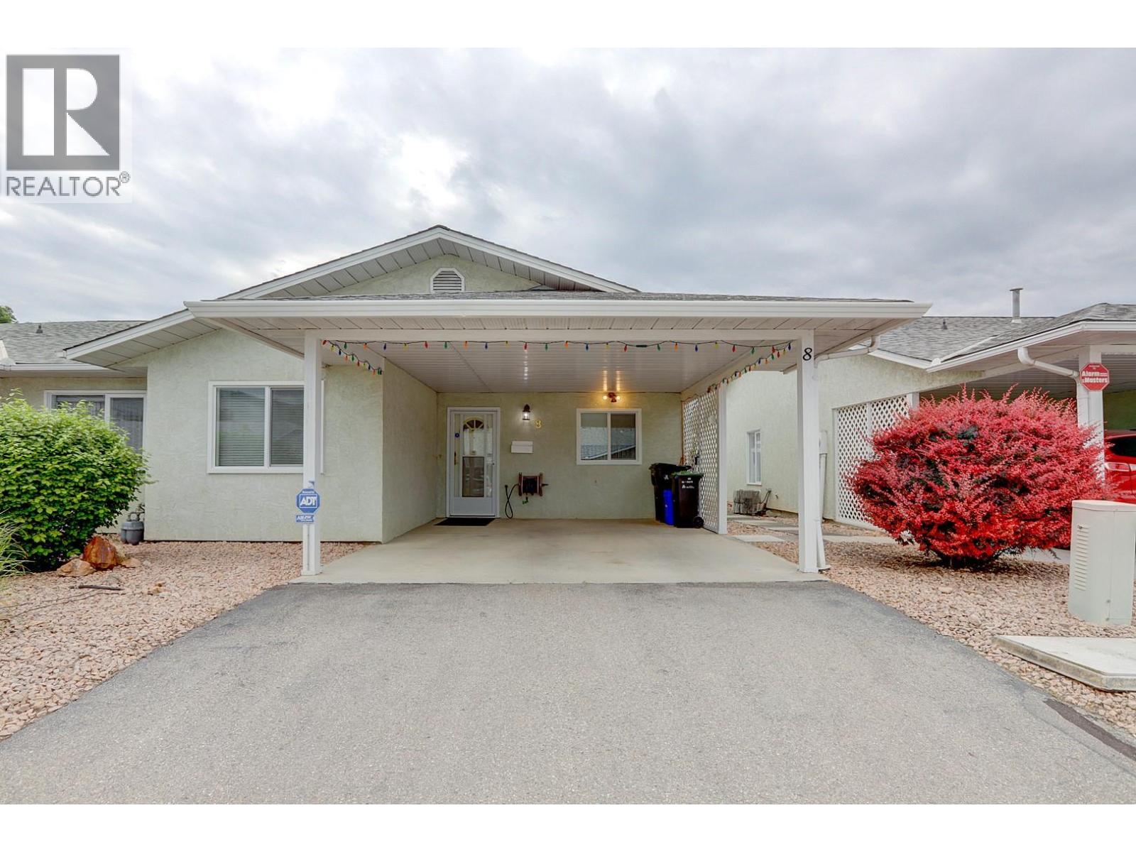 3900 27 Avenue Unit# 8 Lot# 17