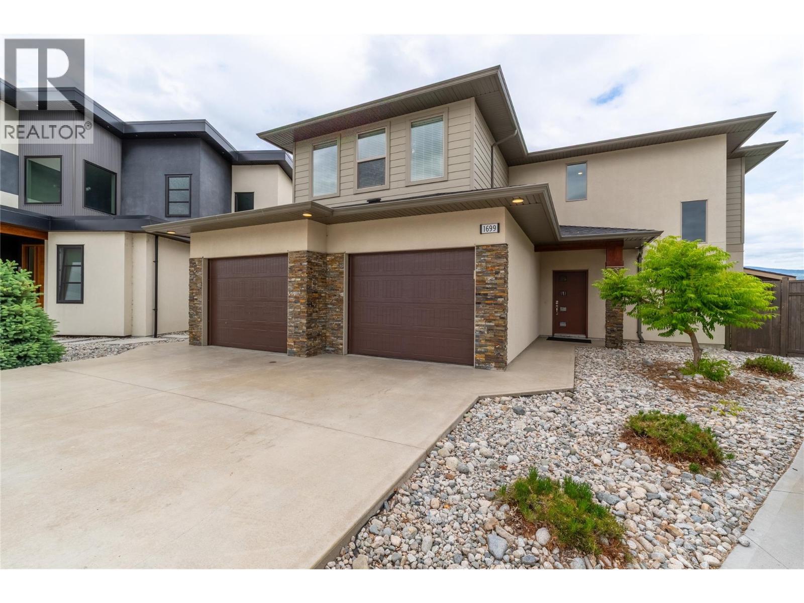 1699 Treffry Place