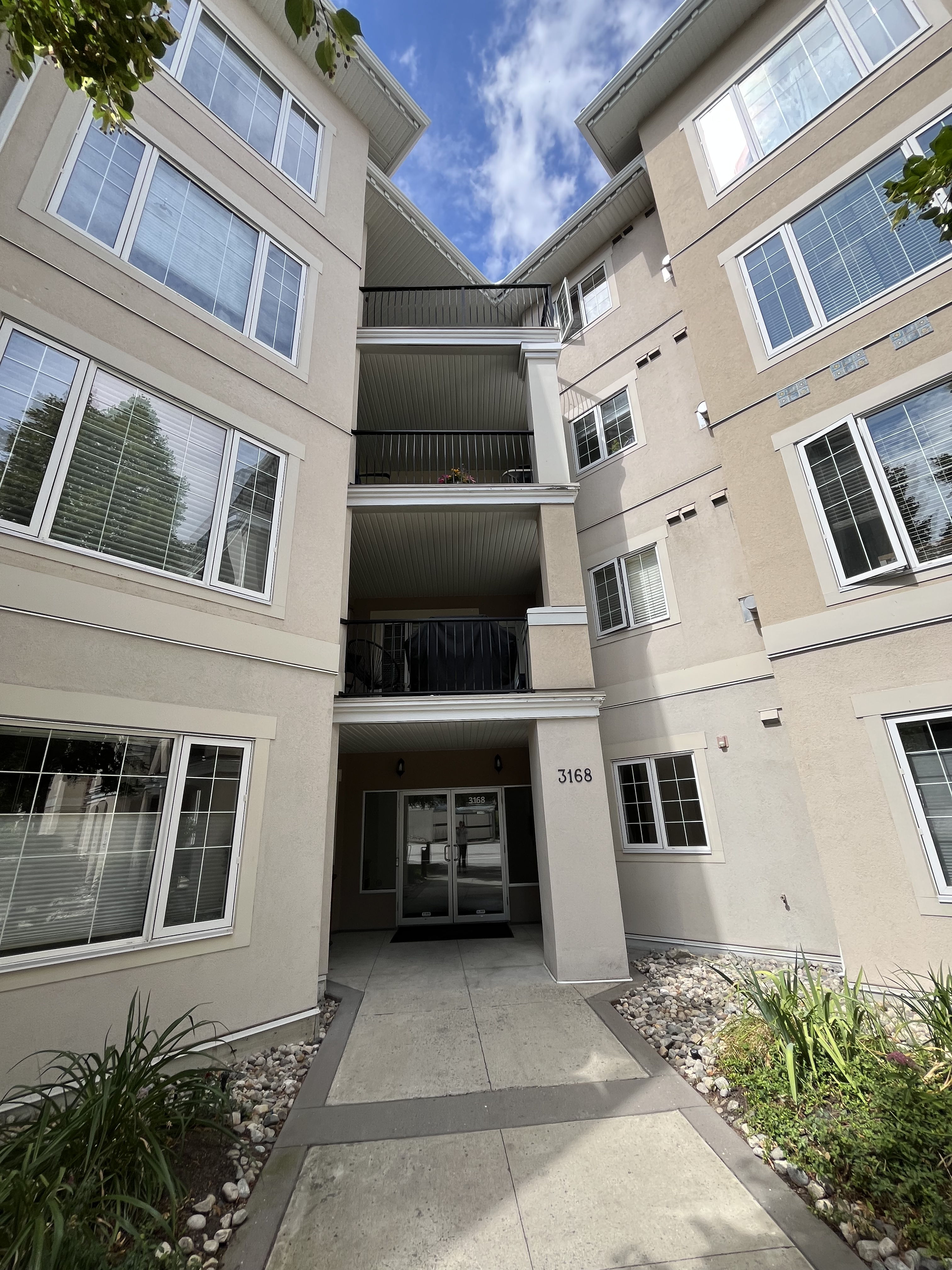 Student Rental at Via Centrale! 