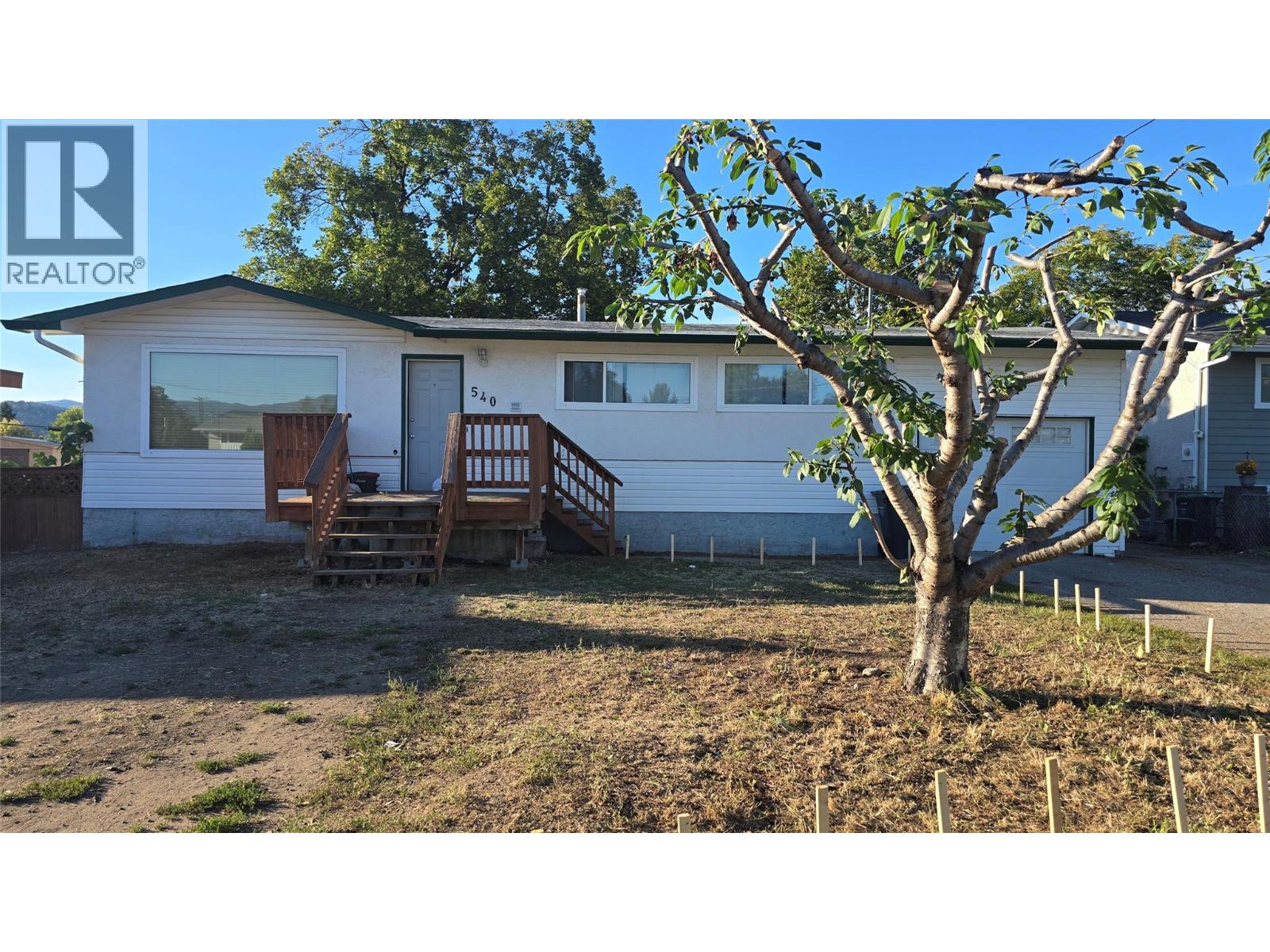 540 Lomond Road