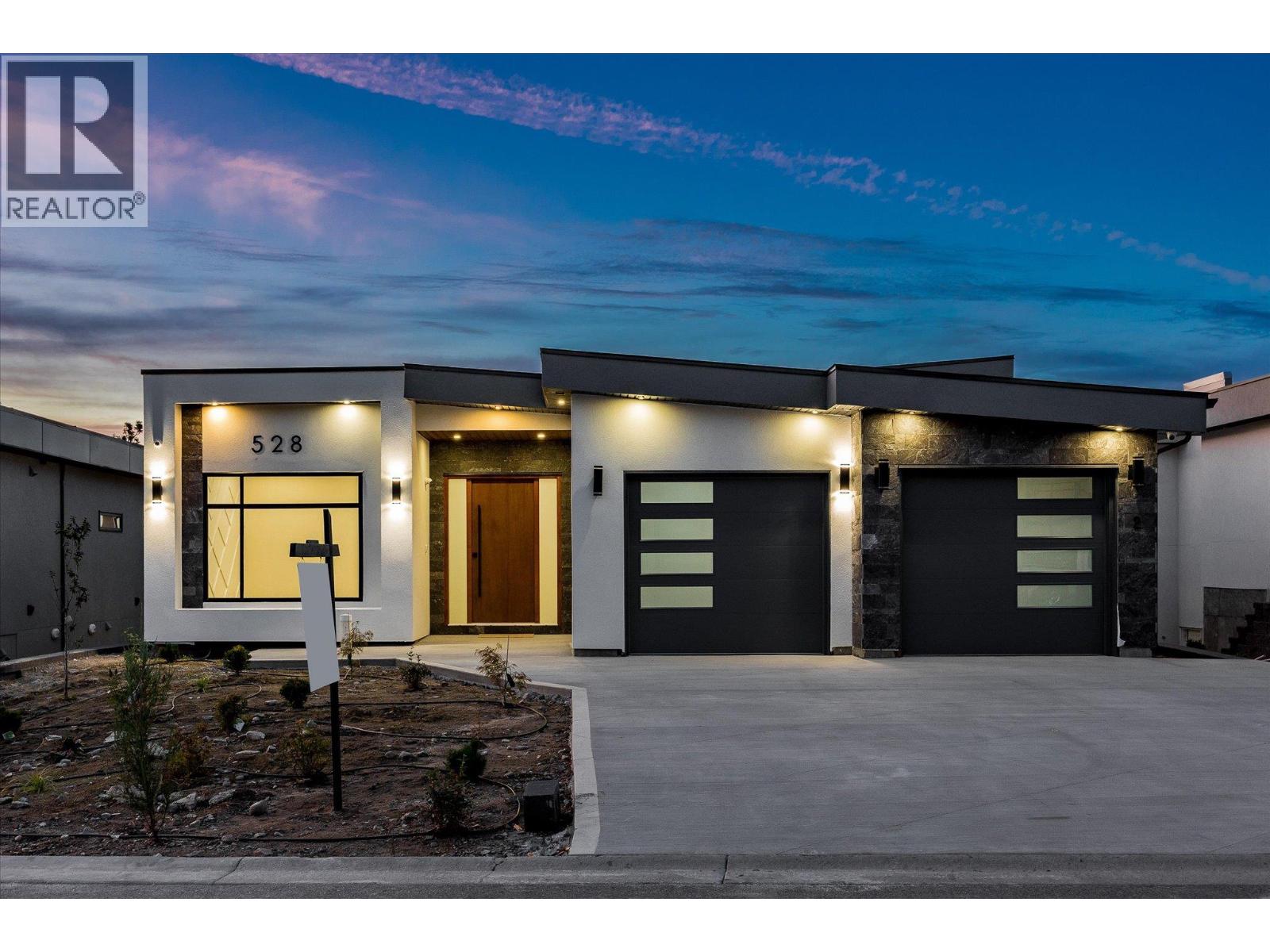 528 Hawes Court
