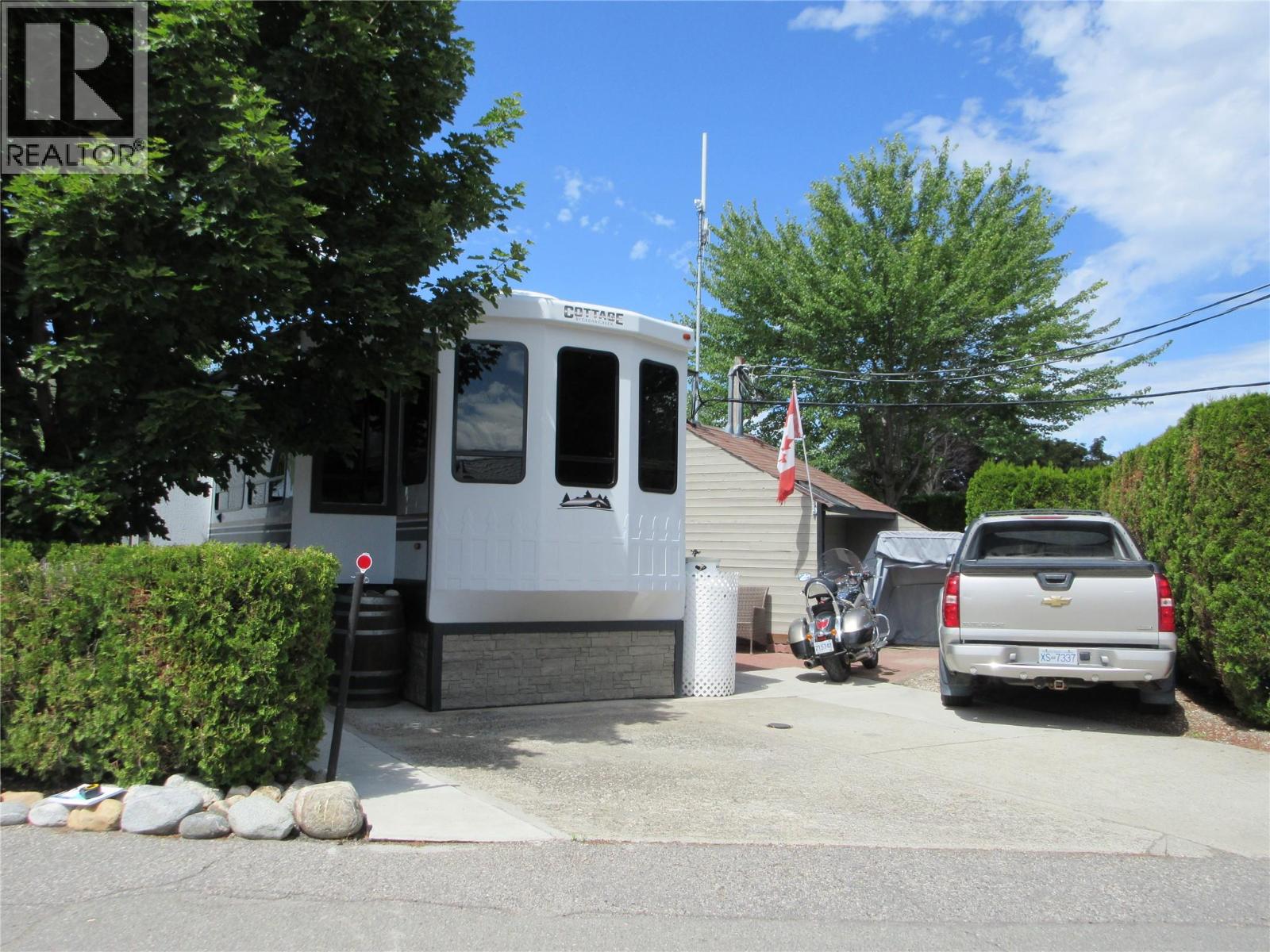 415 Commonwealth Road Unit# 835