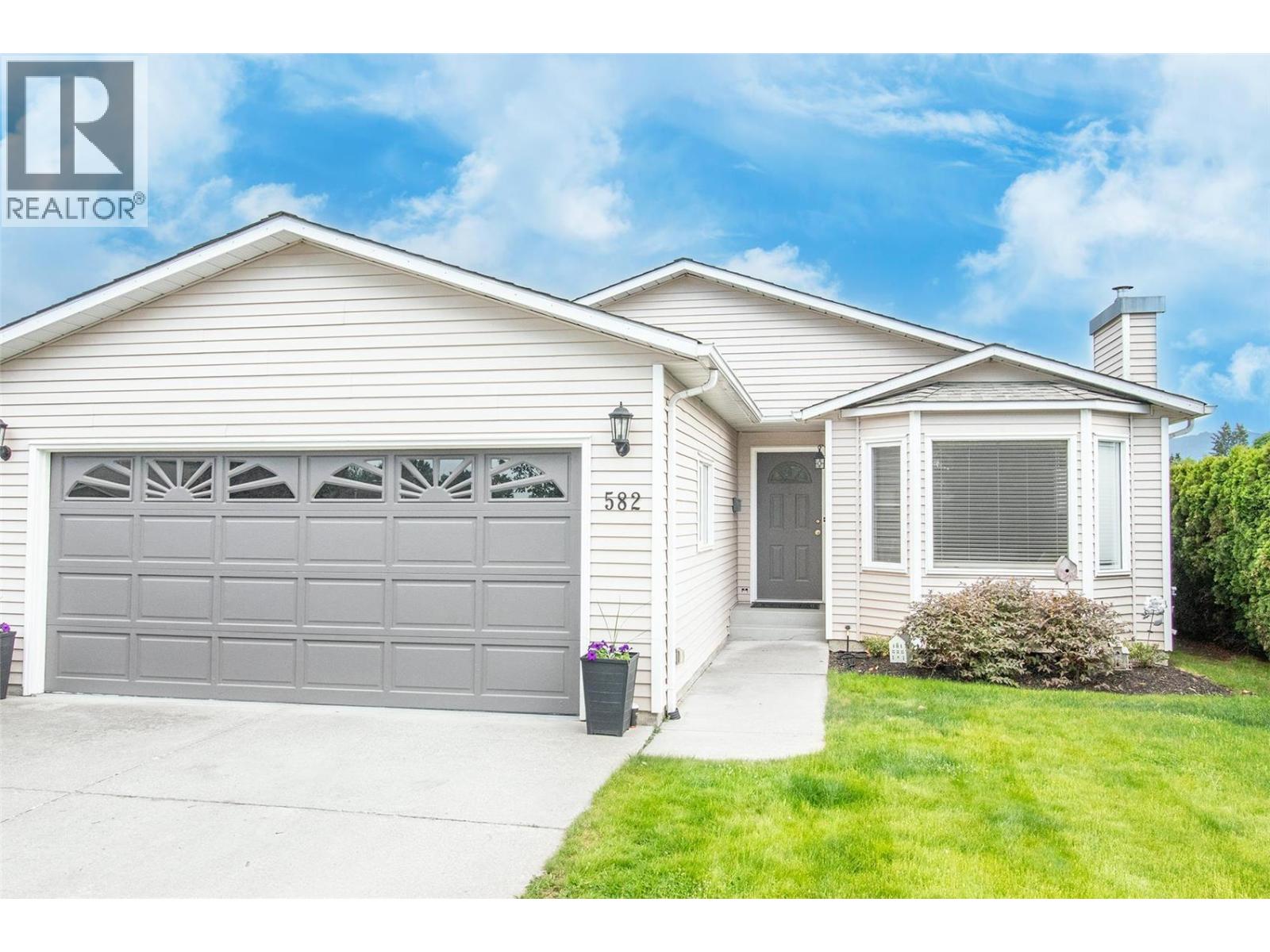 1255 Raymer Avenue Unit# 582