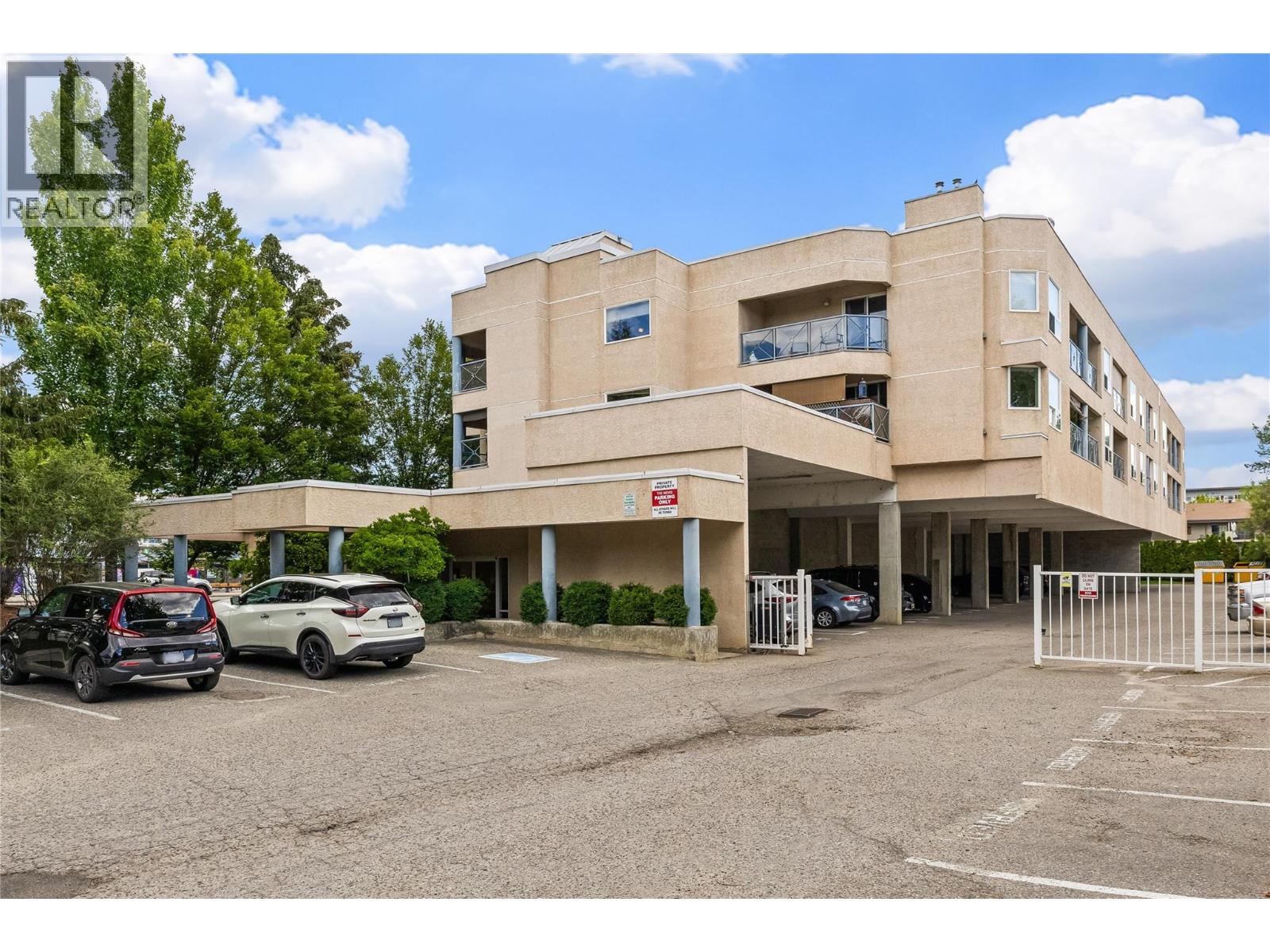 3115 De Montreuil Court Unit# 401