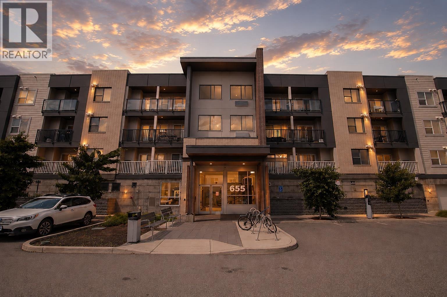 655 Academy Way Unit# 111