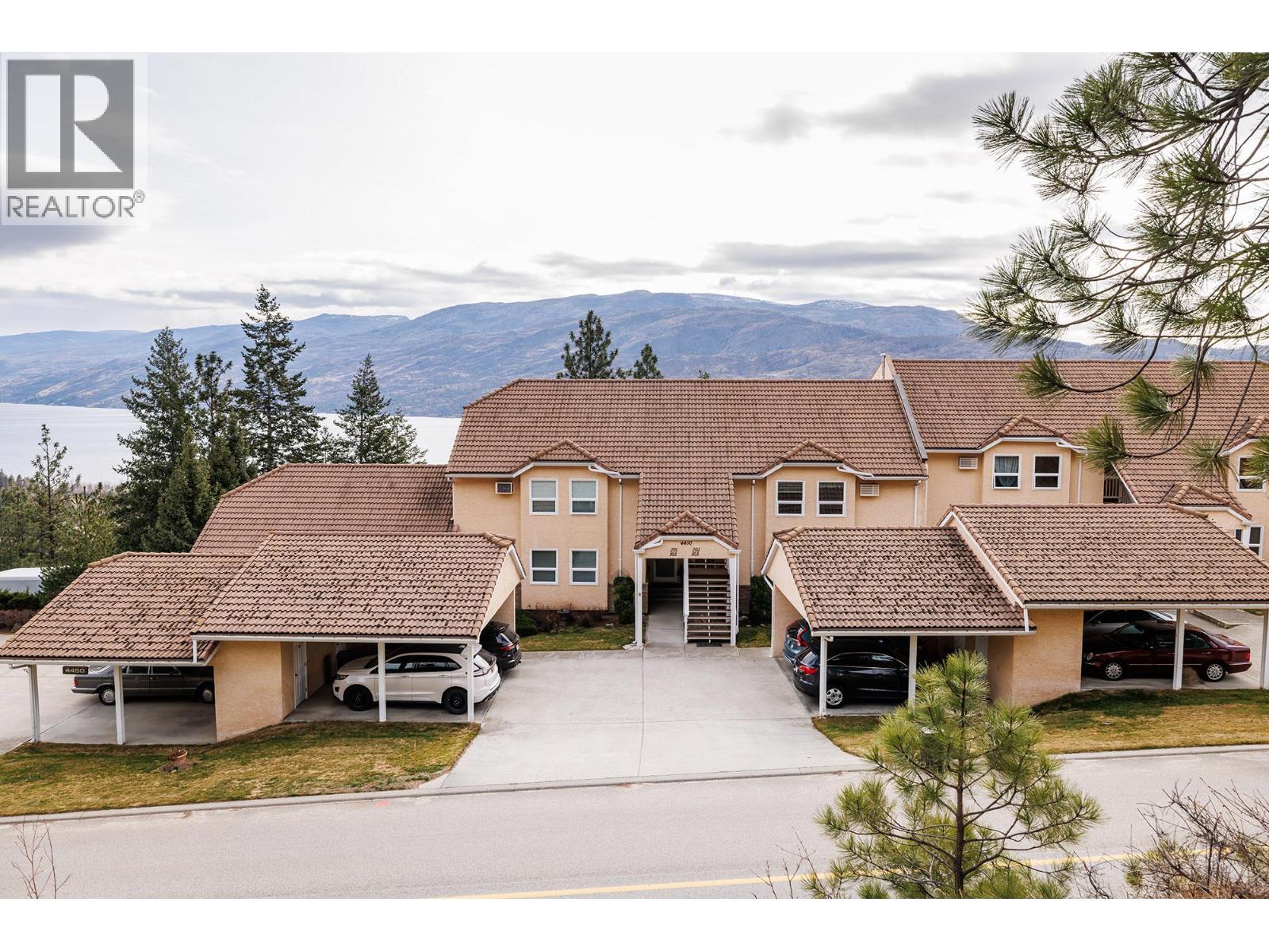 4450 Ponderosa Drive Unit# 202