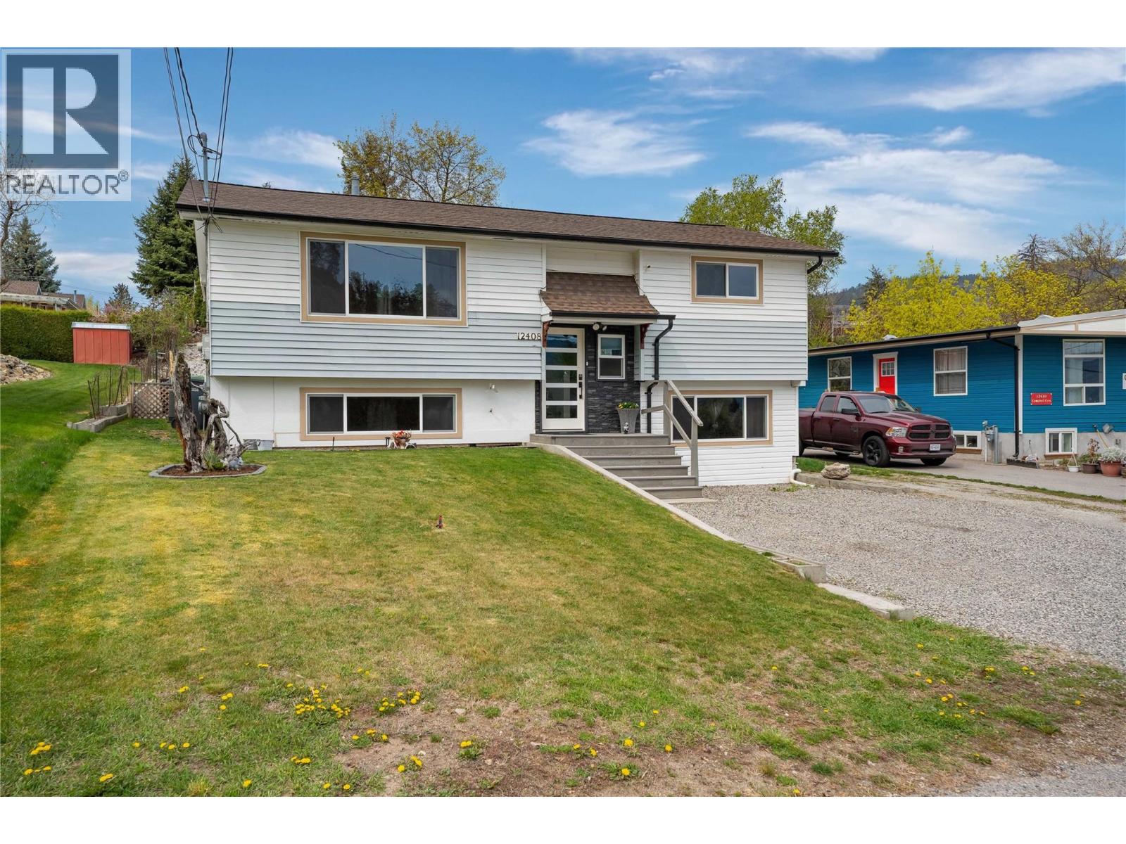 12408 CAMPBELL Crescent