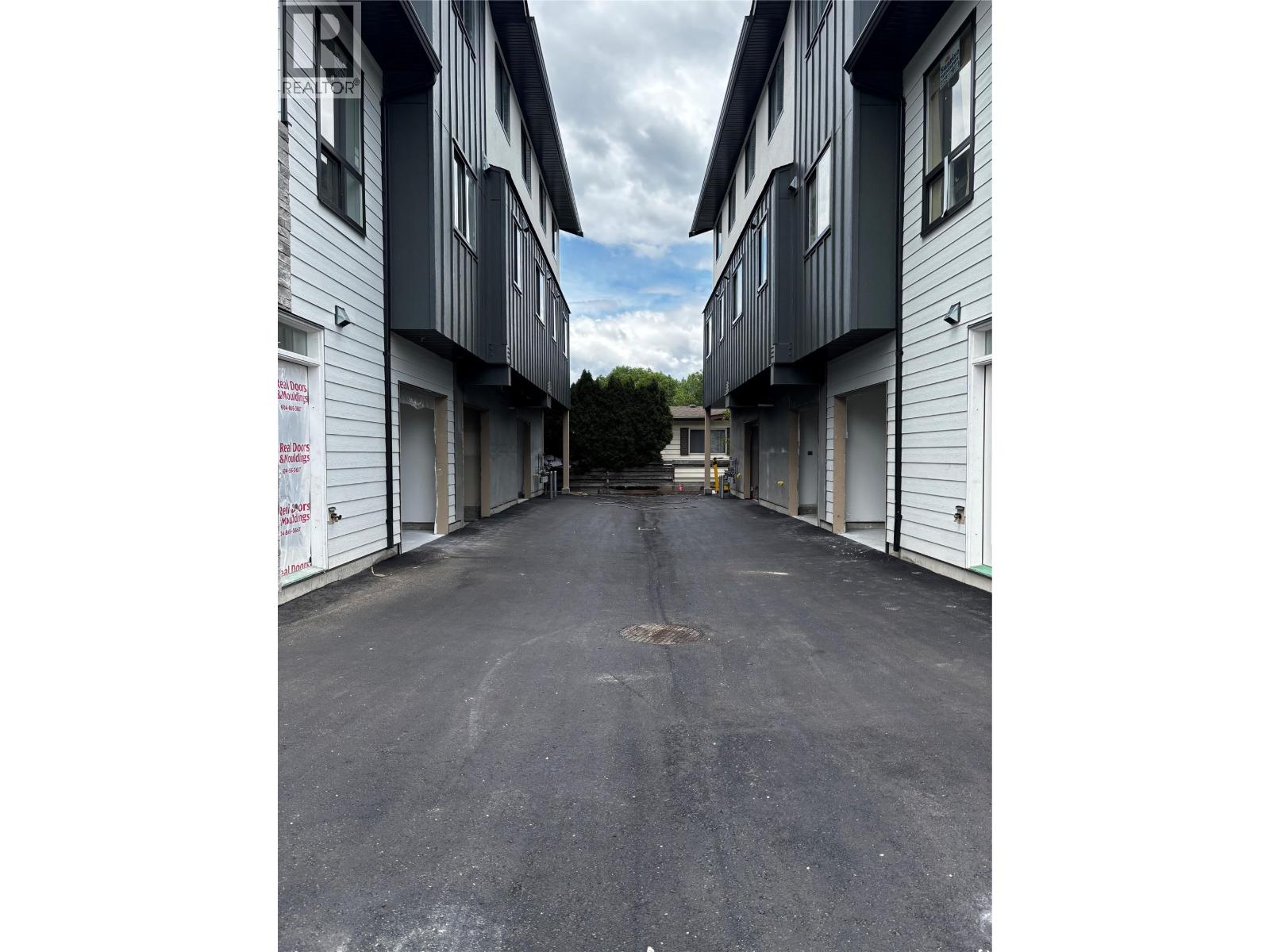 980 Franklyn Road Unit# 4 Lot# 4