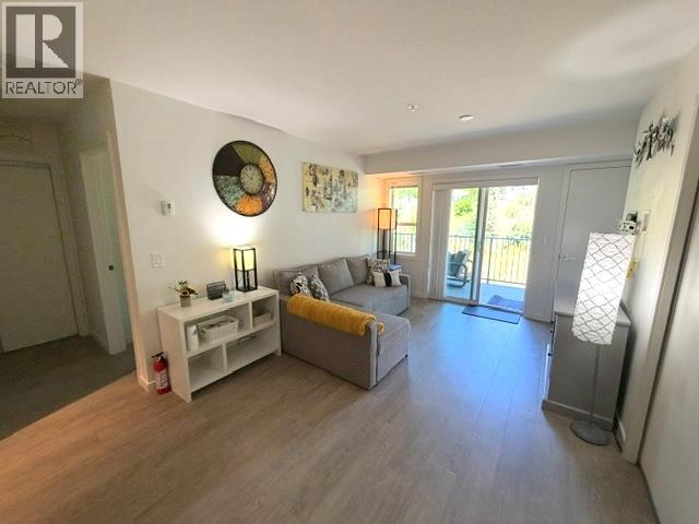 725 Academy Way Unit# 211