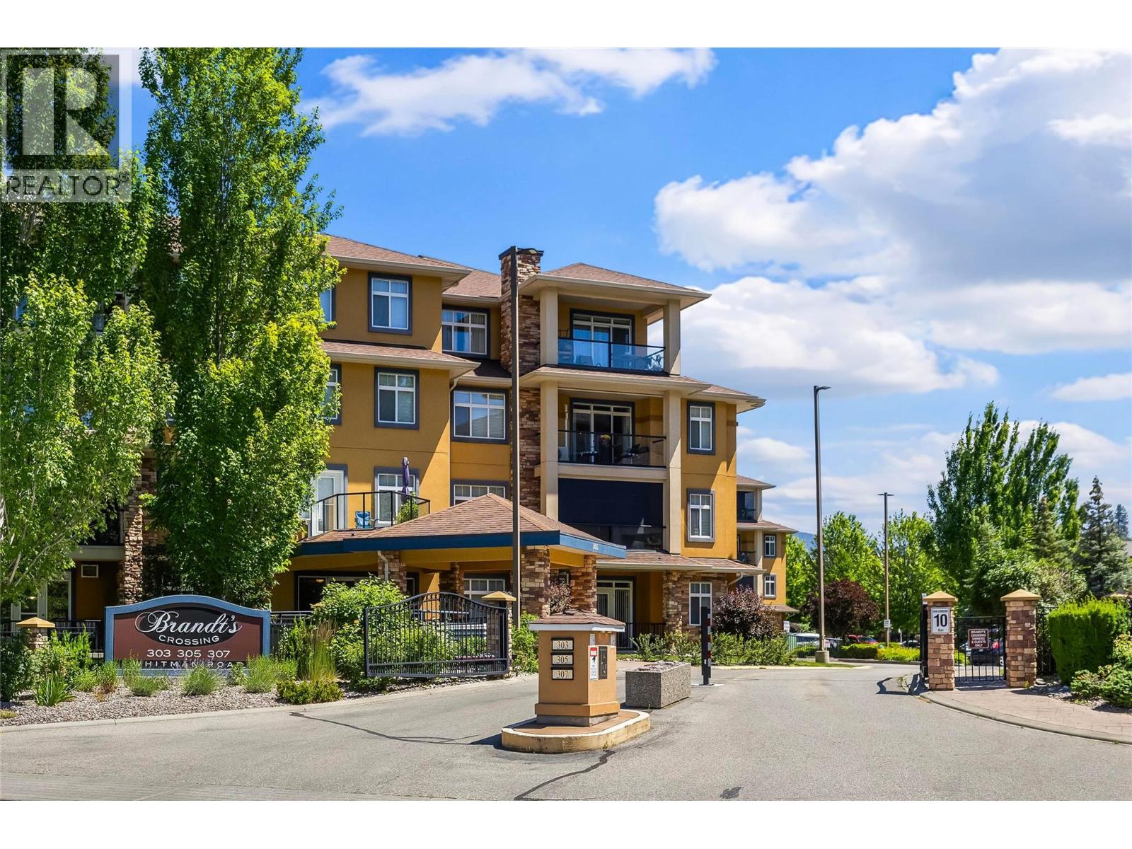 303 Whitman Road Unit# 404