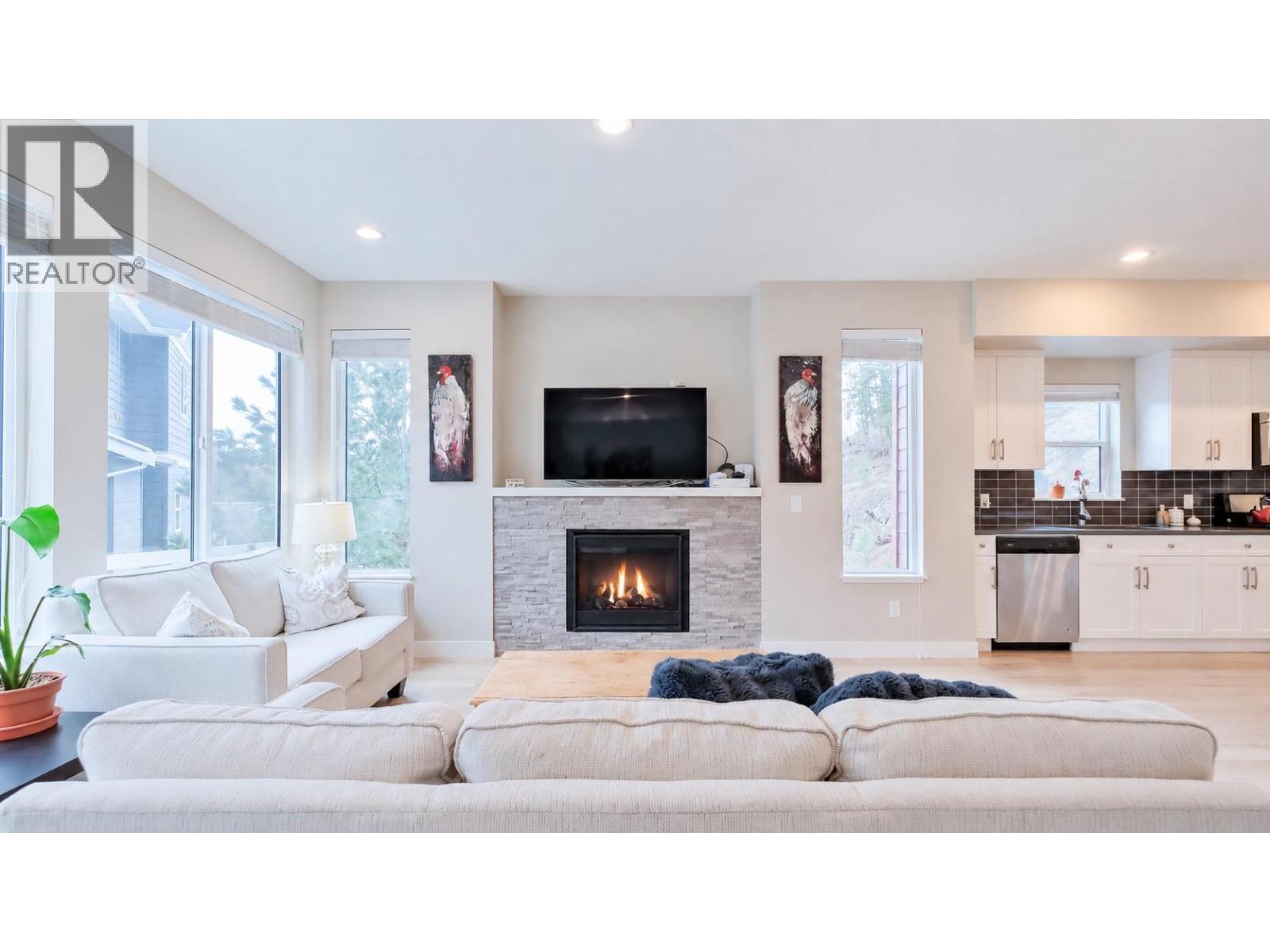 2490 Tuscany Drive Unit# 82