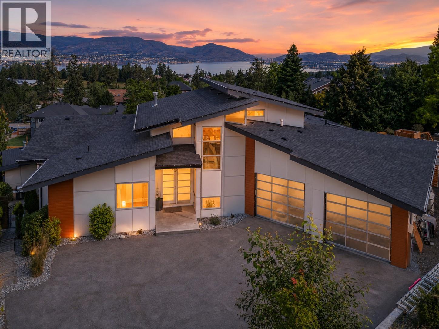 458 Cavell Place
