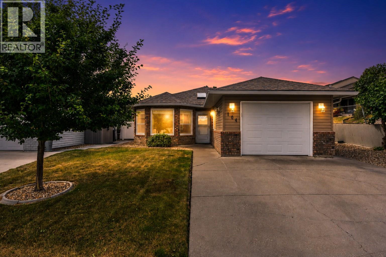 1108 14 Avenue Unit# 104