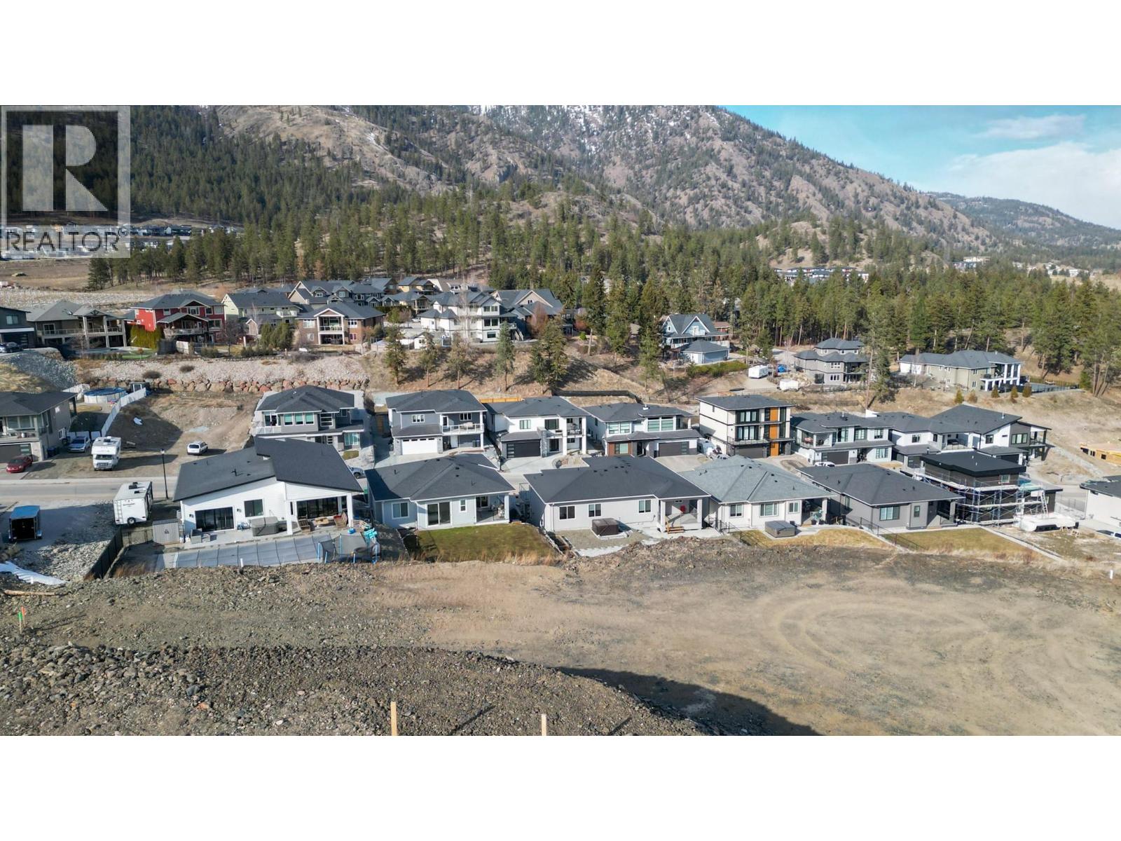 2500 Pinnacle Ridge Drive