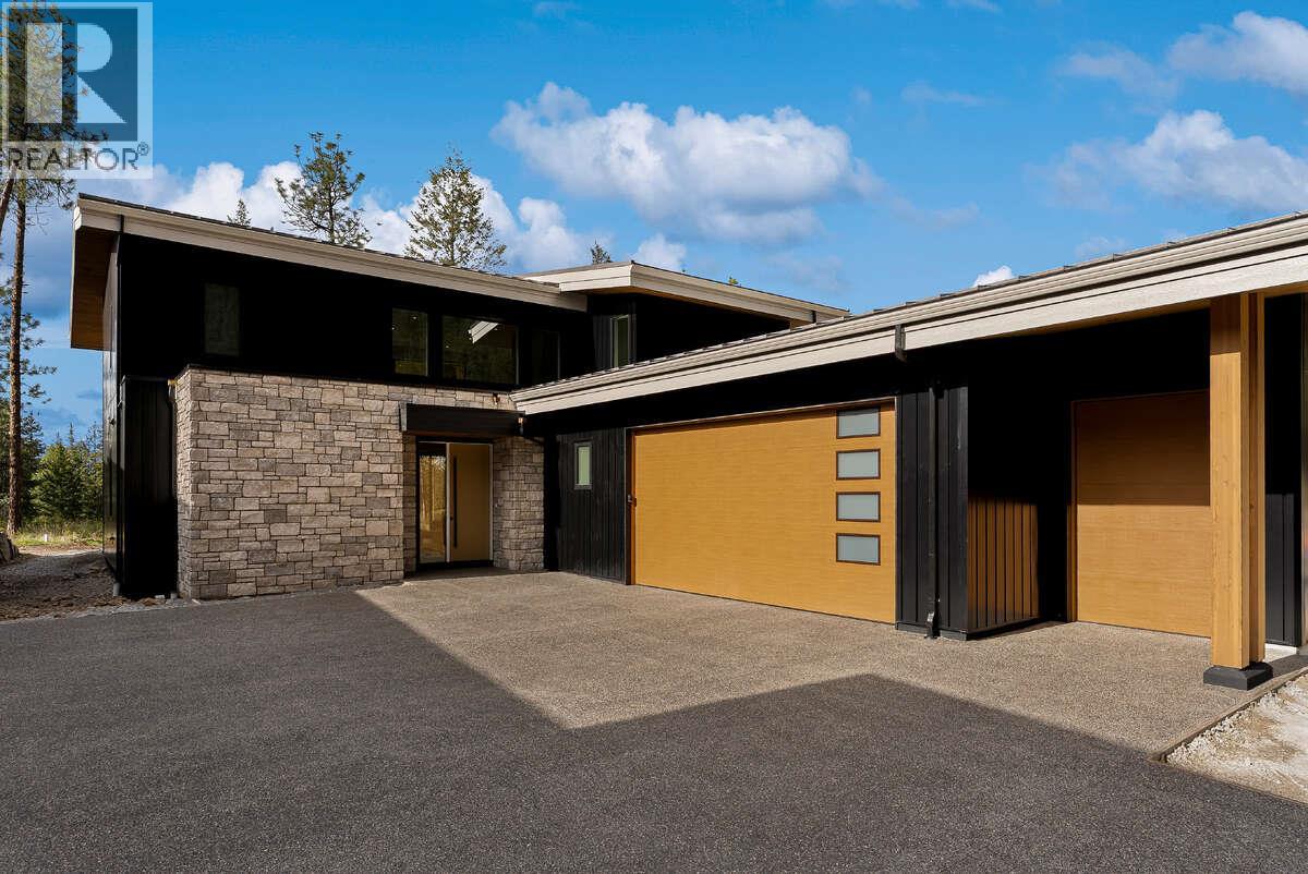 822 Predator Ridge Drive