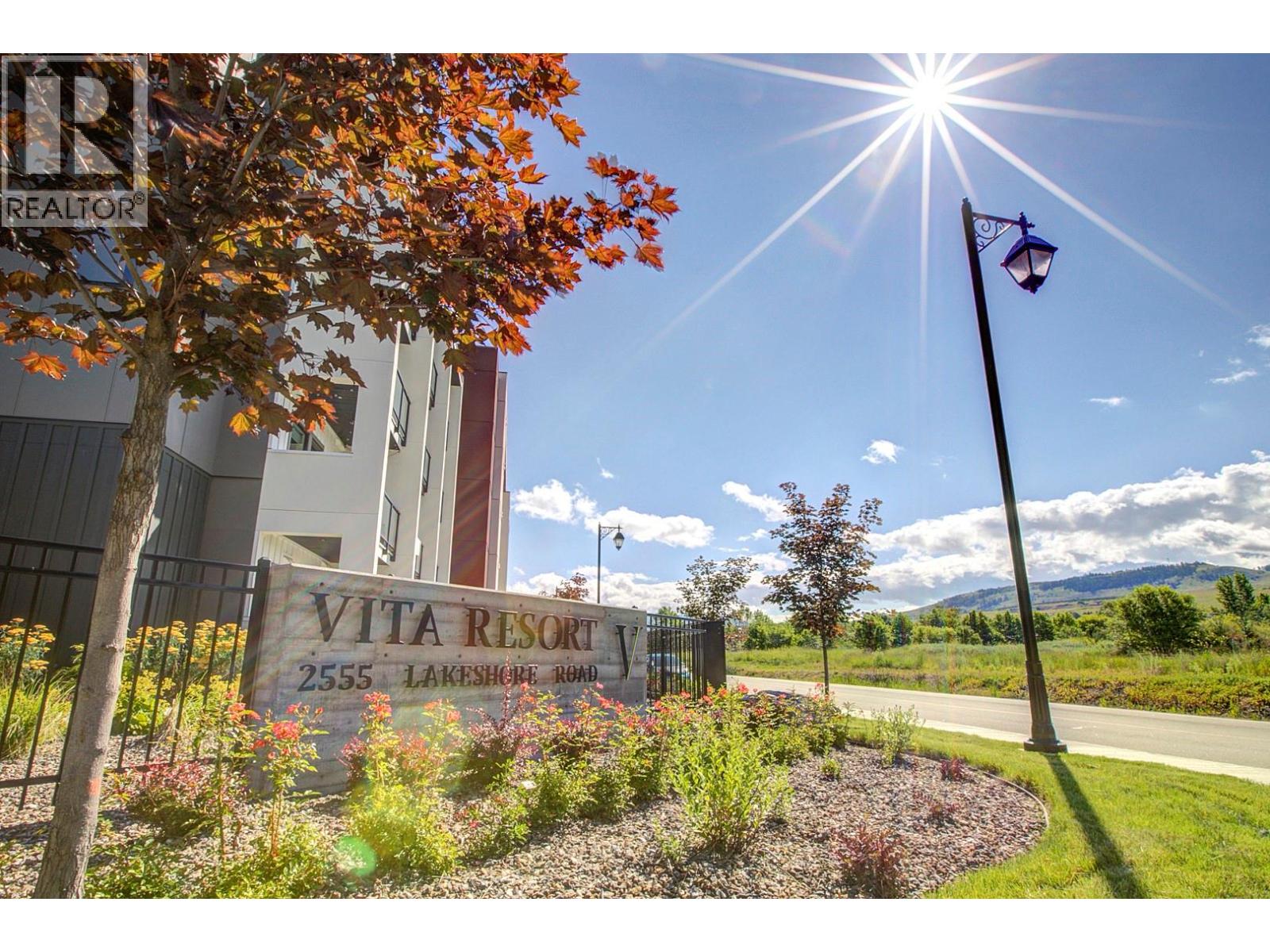 2555 Lakeshore Road Unit# 419