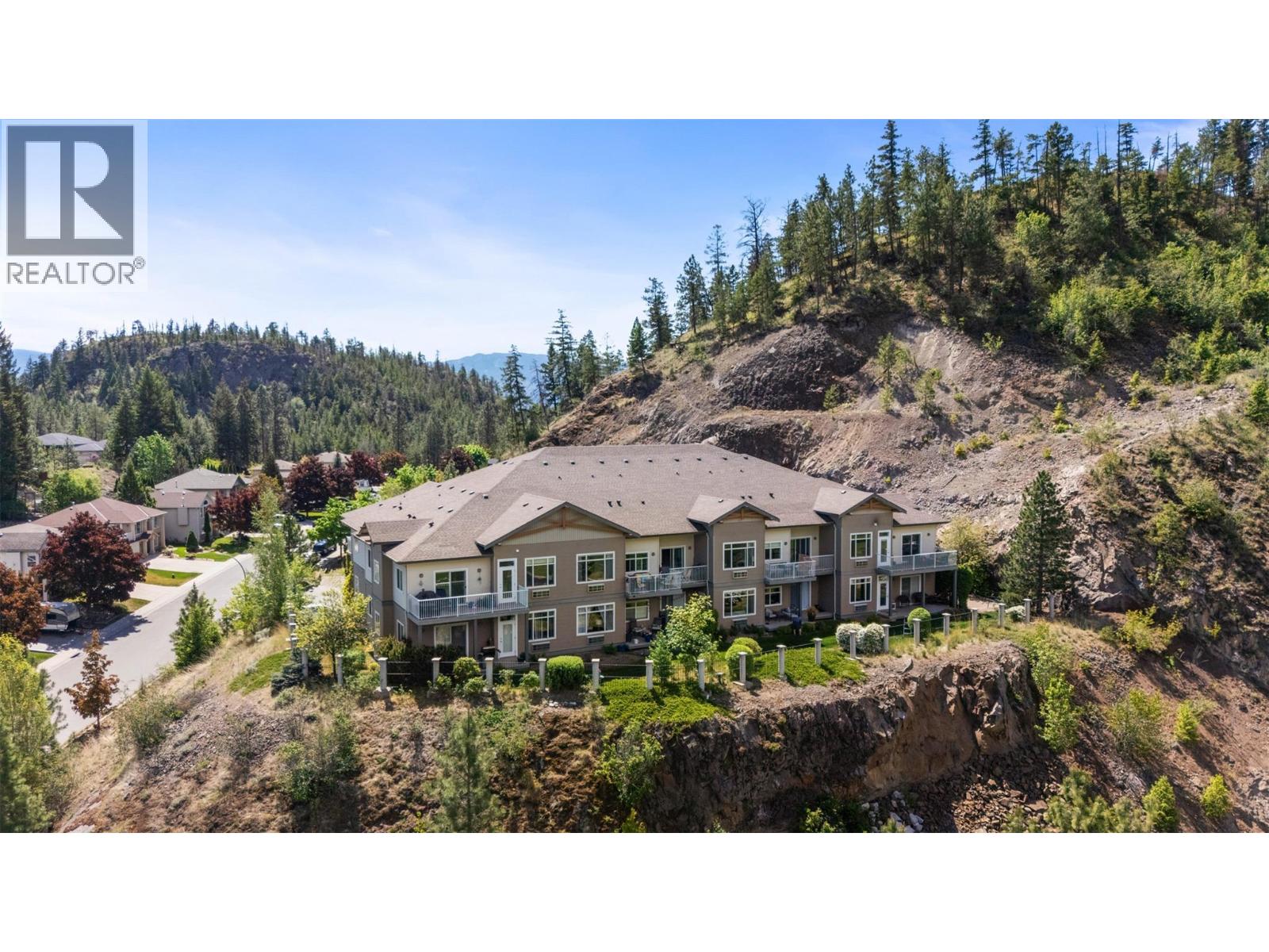 2523 Shannon View Drive Unit# 204