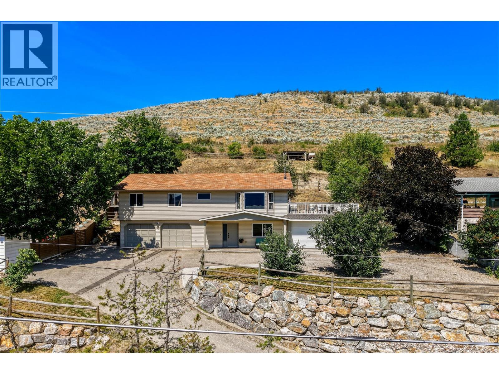 6512 Blue Jay Road