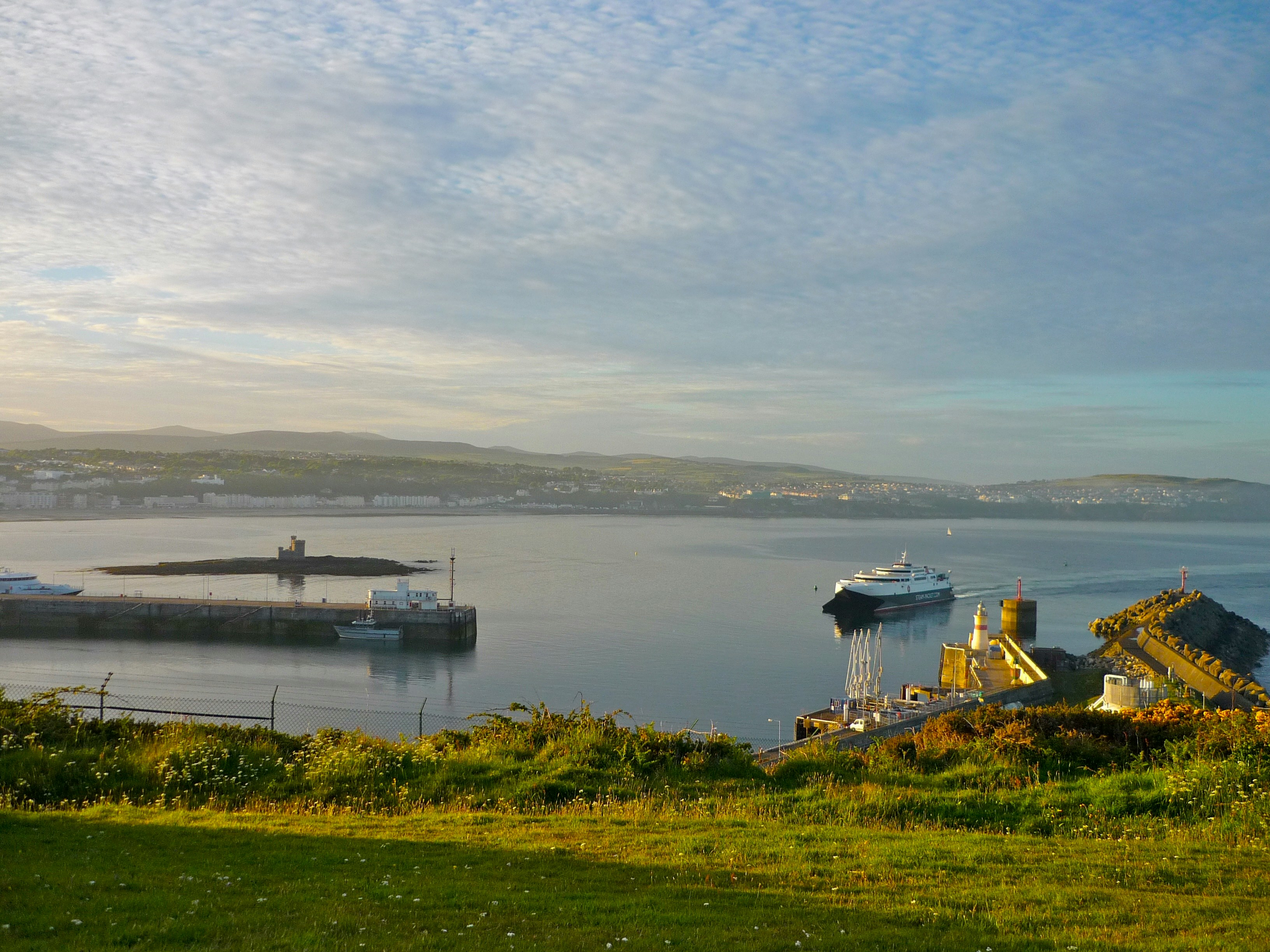 ferry arriving isle of man