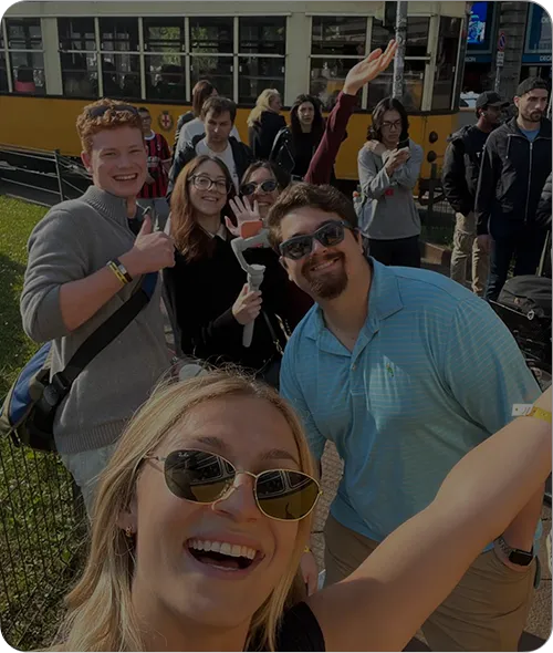 Group of gap year students in Milan together with our team