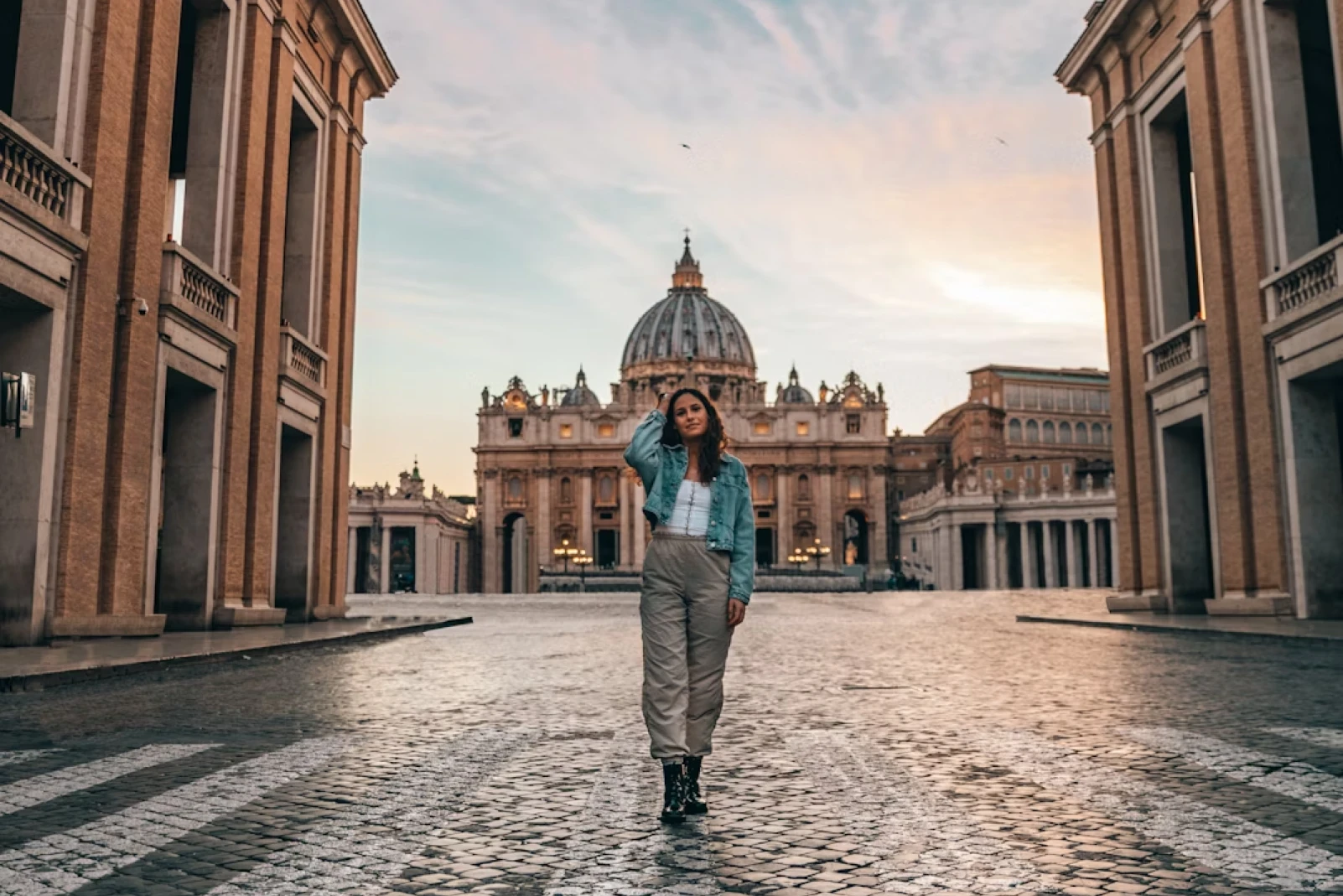 Italian American girl in Rome to rediscover her culture and heritage