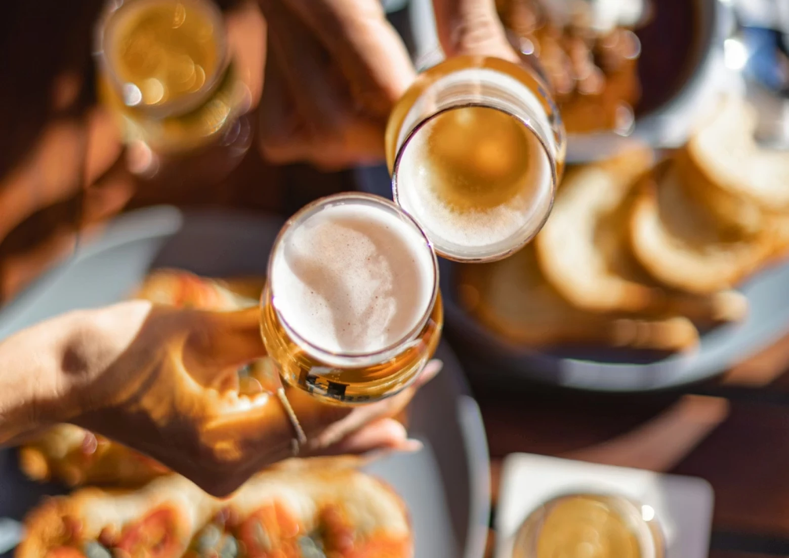 An Italian apericena, with drinks and food