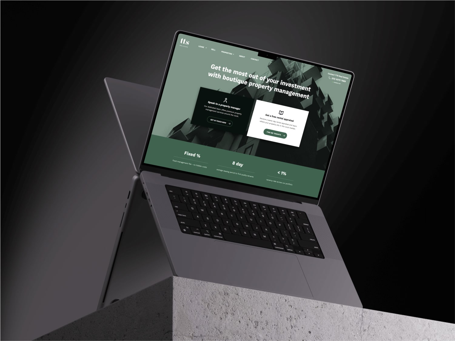 A team of digital advisors