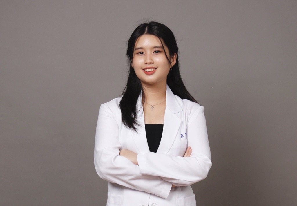 Amelia Lo