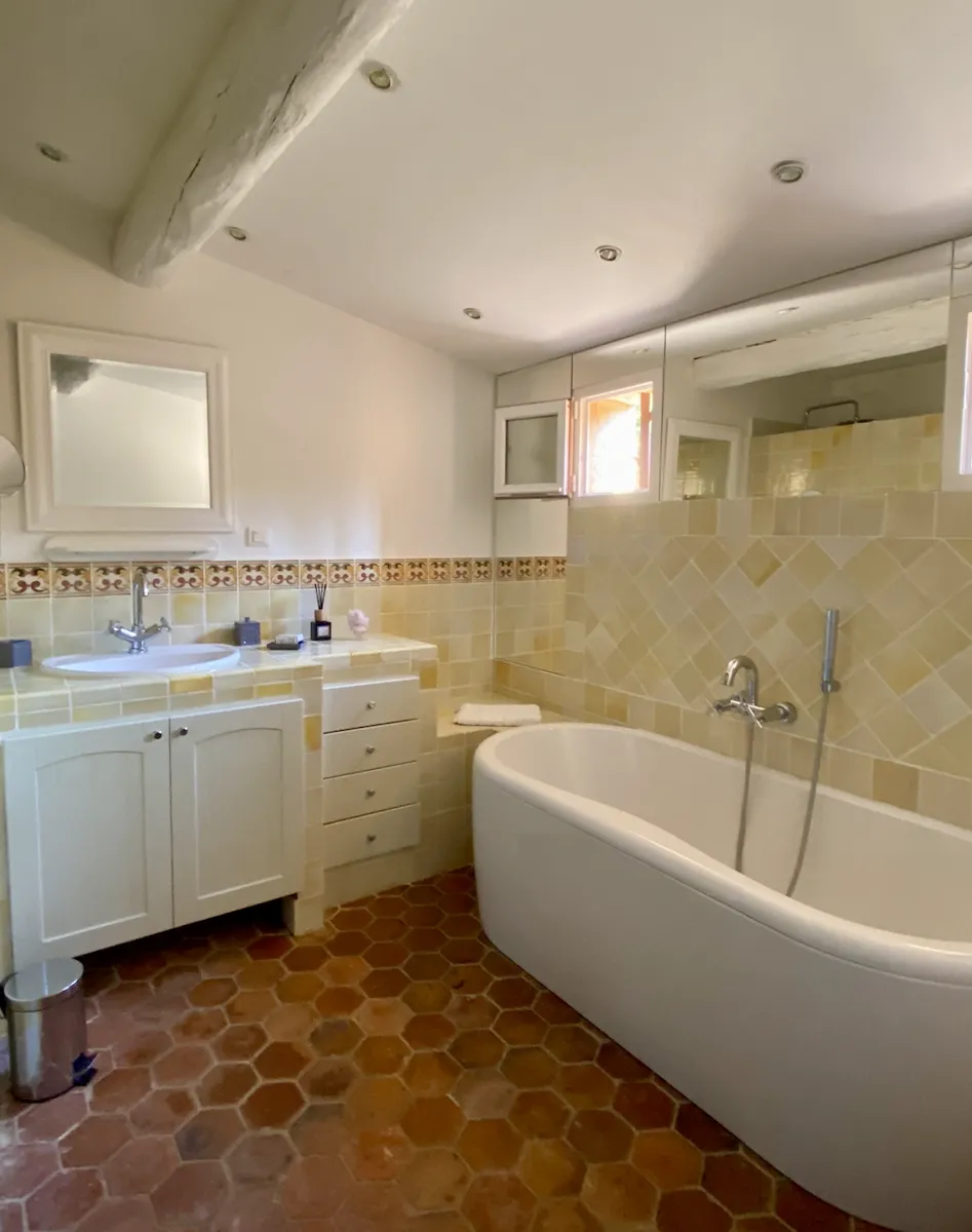 22-location-villa-pieds-dans-eau-sainte-maxime-217