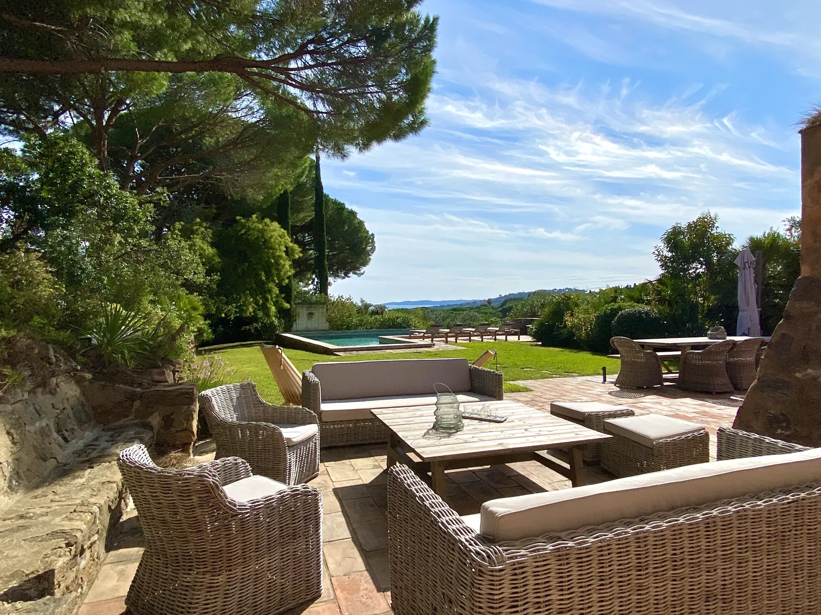 05-location-villa-pieds-dans-eau-sainte-maxime-217