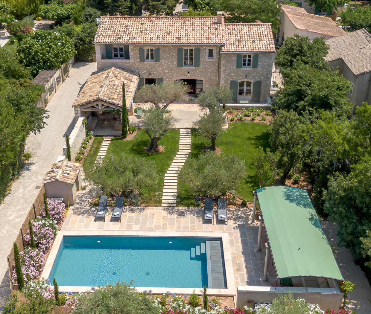 02-location-propriete-piscine-eygalieres-casalino.jpg
