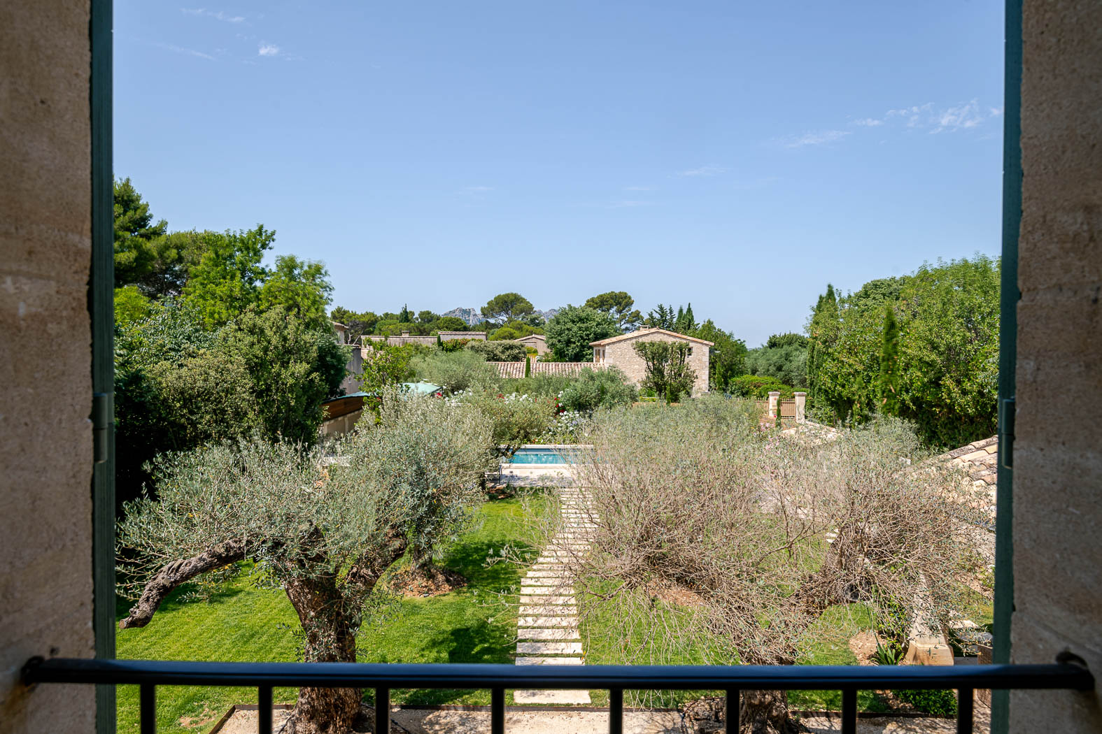 28-location-propriete-piscine-eygalieres-casalino.jpg