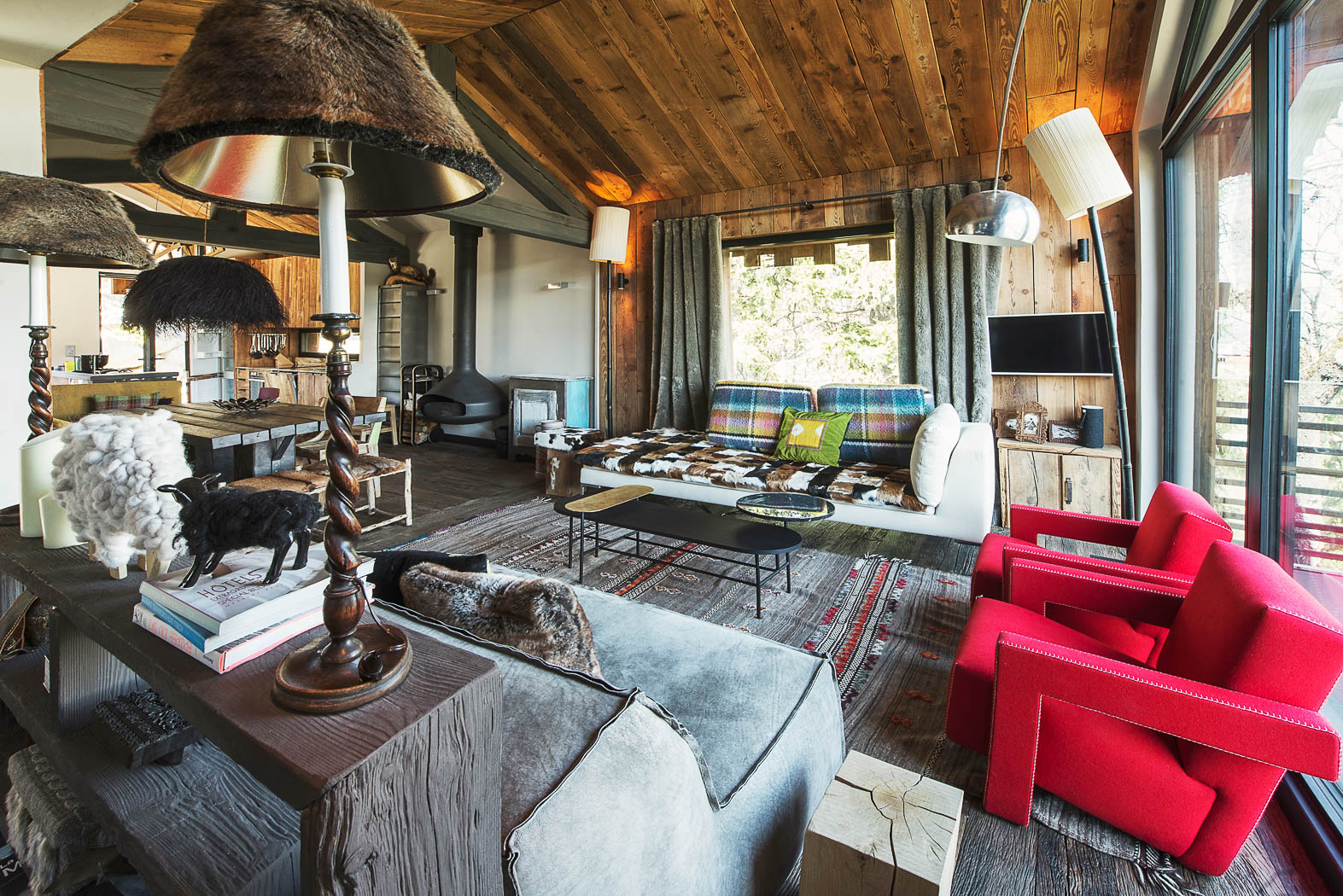 08-location-luxe-chalet-piscine-courchevel-casalino.jpg