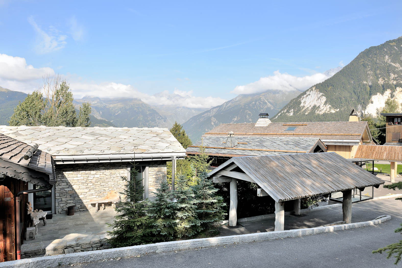 06-location-hameau-luxe-courchevel-casalino.jpg