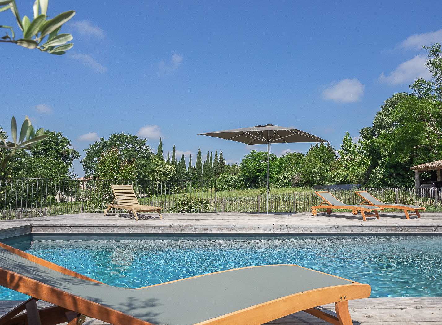 05-location-mas-piscine-uzes-casalino.jpg