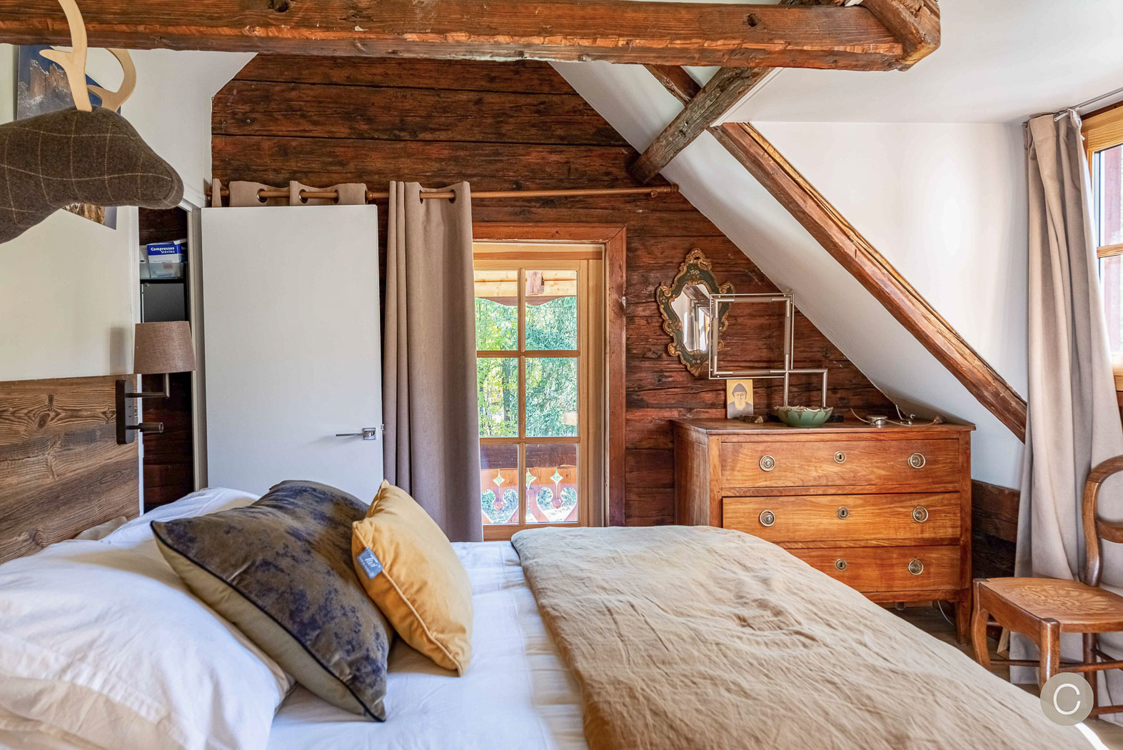 12-location-chalet-bain-suedois-barcelonnette-casalino.jpg