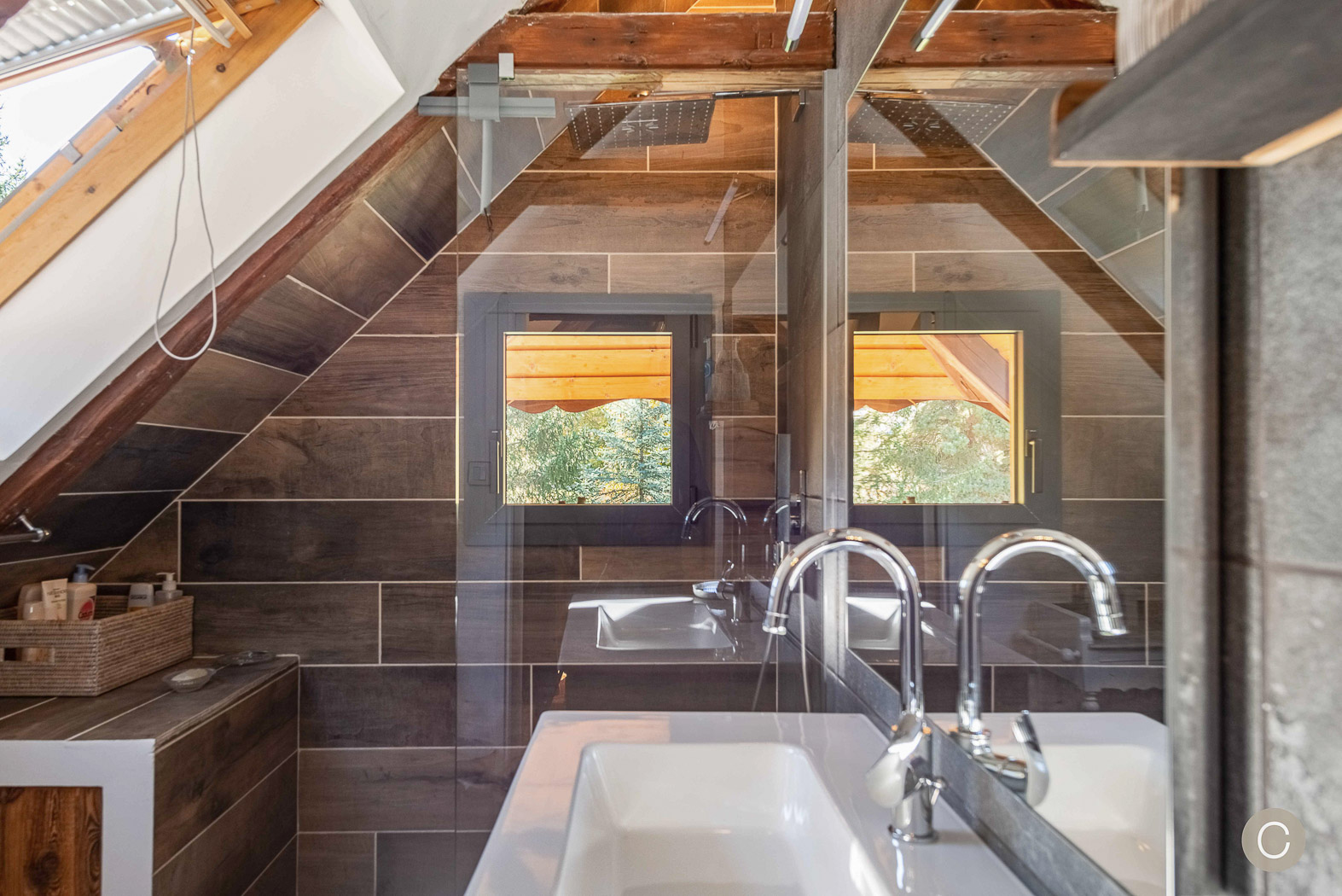 14-location-chalet-bain-suedois-barcelonnette-casalino.jpg