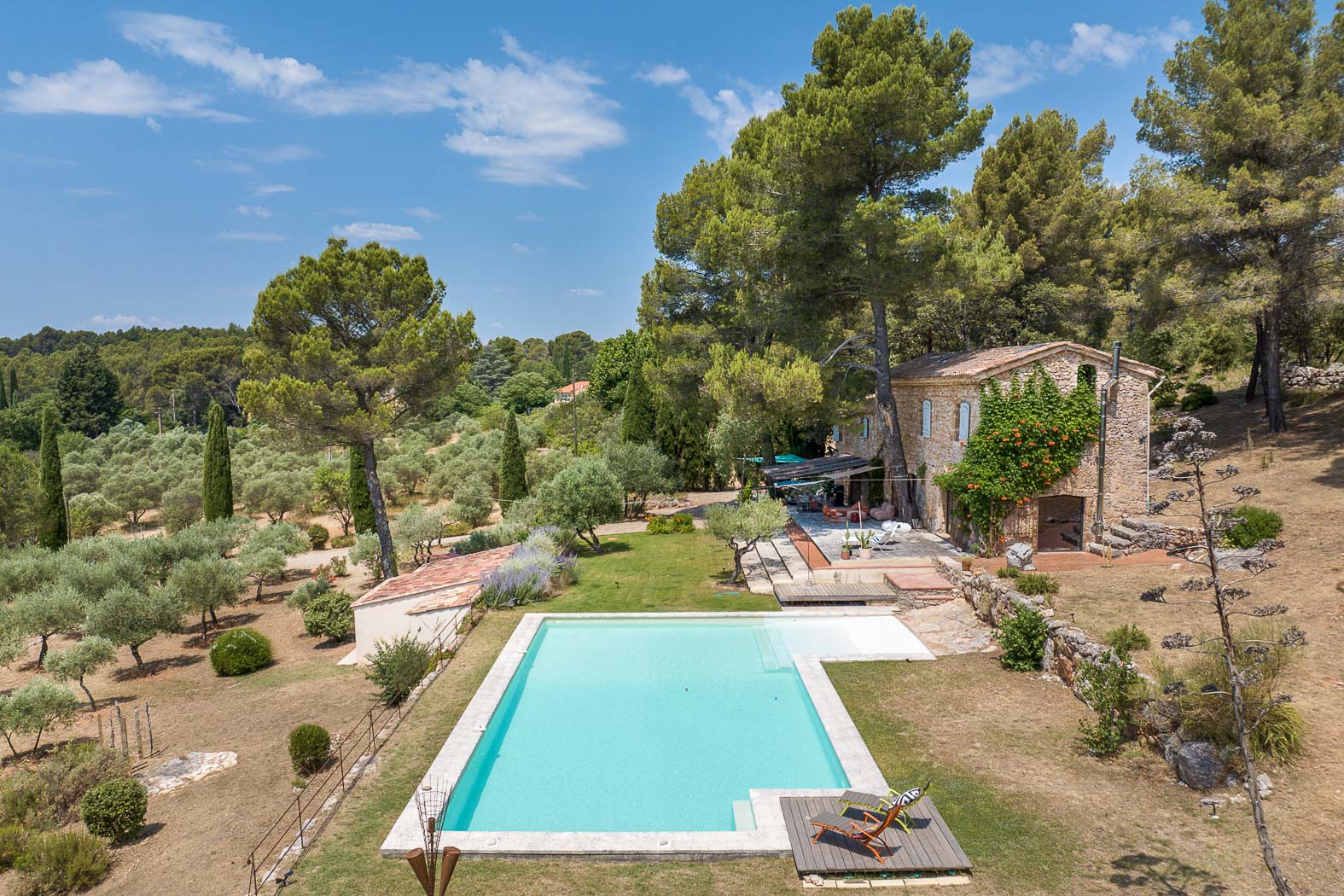 04-location-propriete-sauna-piscine-casalino.jpg