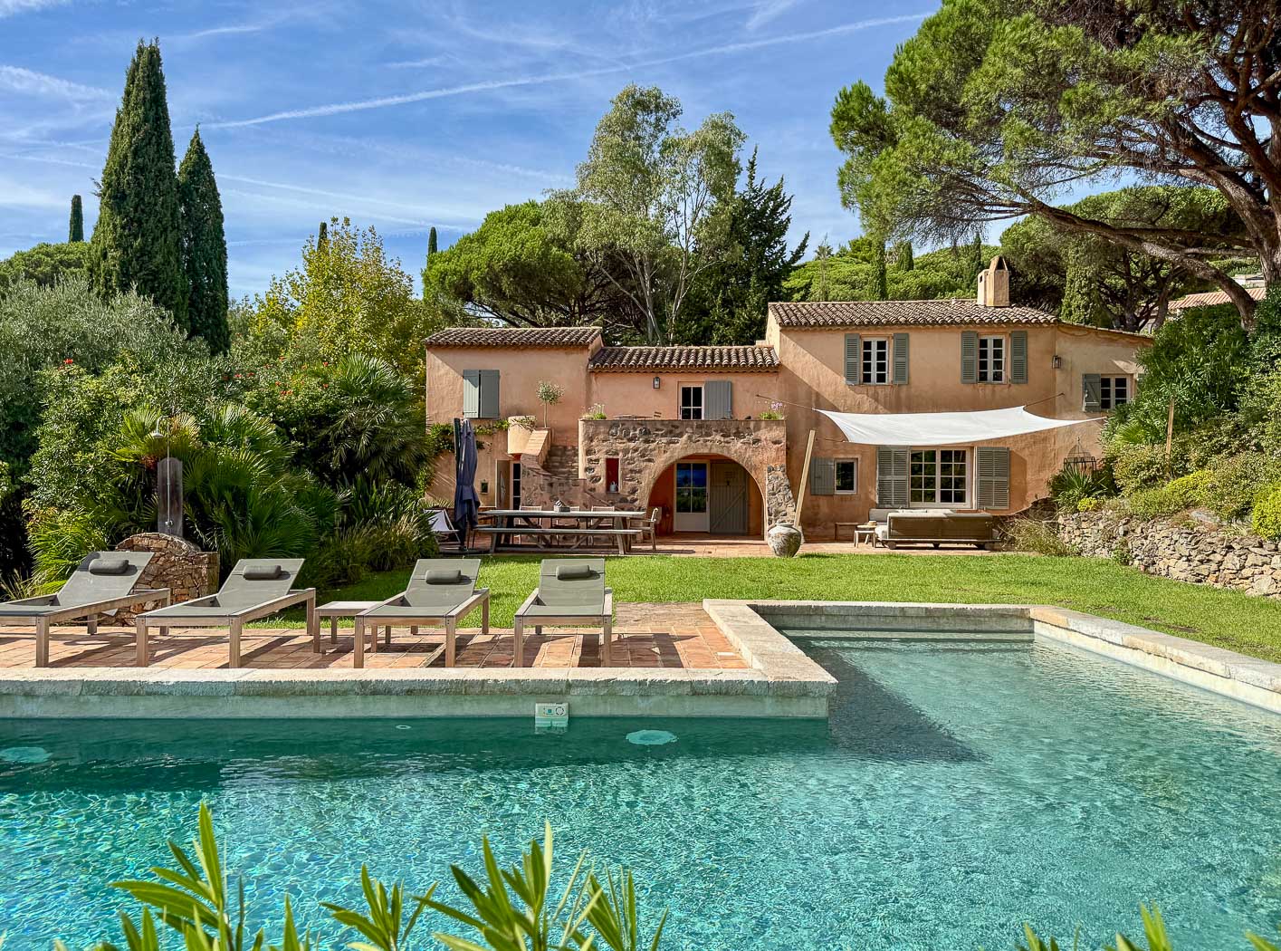 01-location-villa-piscine-sainte-maxime-saint-tropez-casalino.jpg