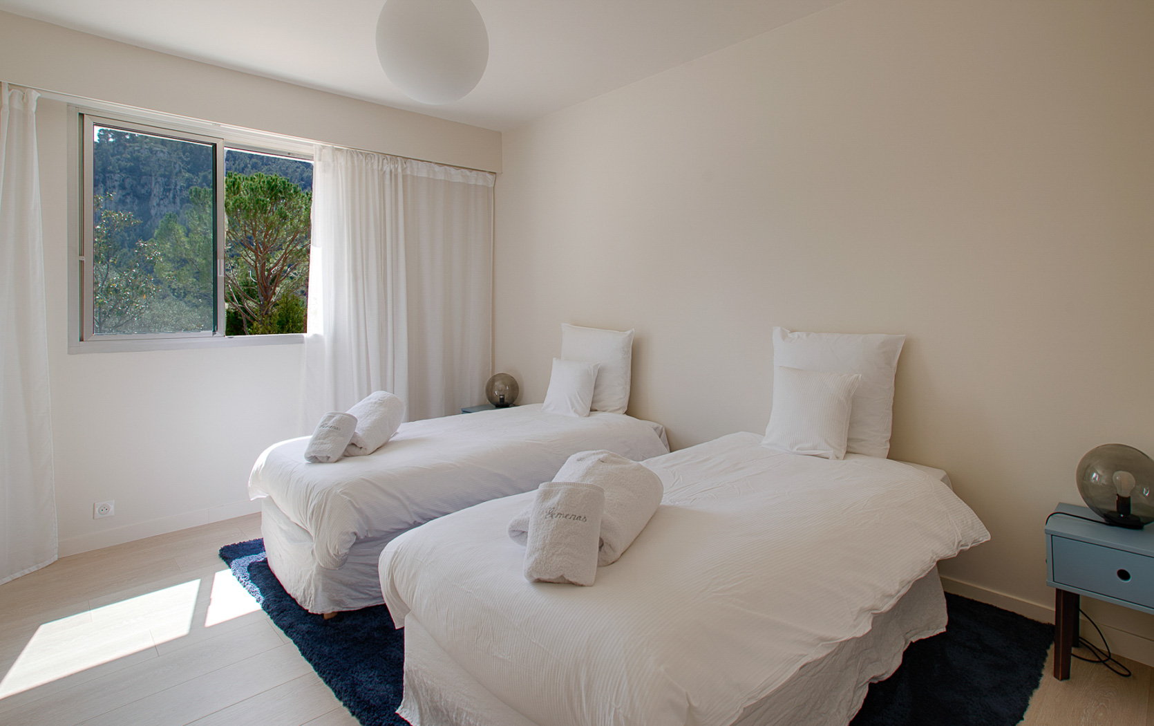 19-location-villa-piscine-padel-marseille-casalino.jpg