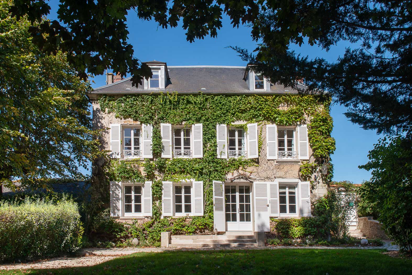 Charming house an hour from Paris