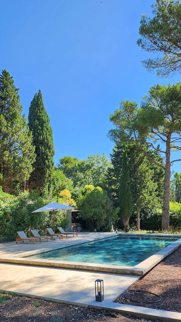 02-location-mas-piscine-provence-casalino.jpg