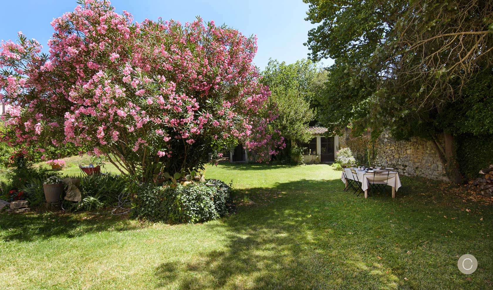 03-casalino-maison-piscine-provence.jpg