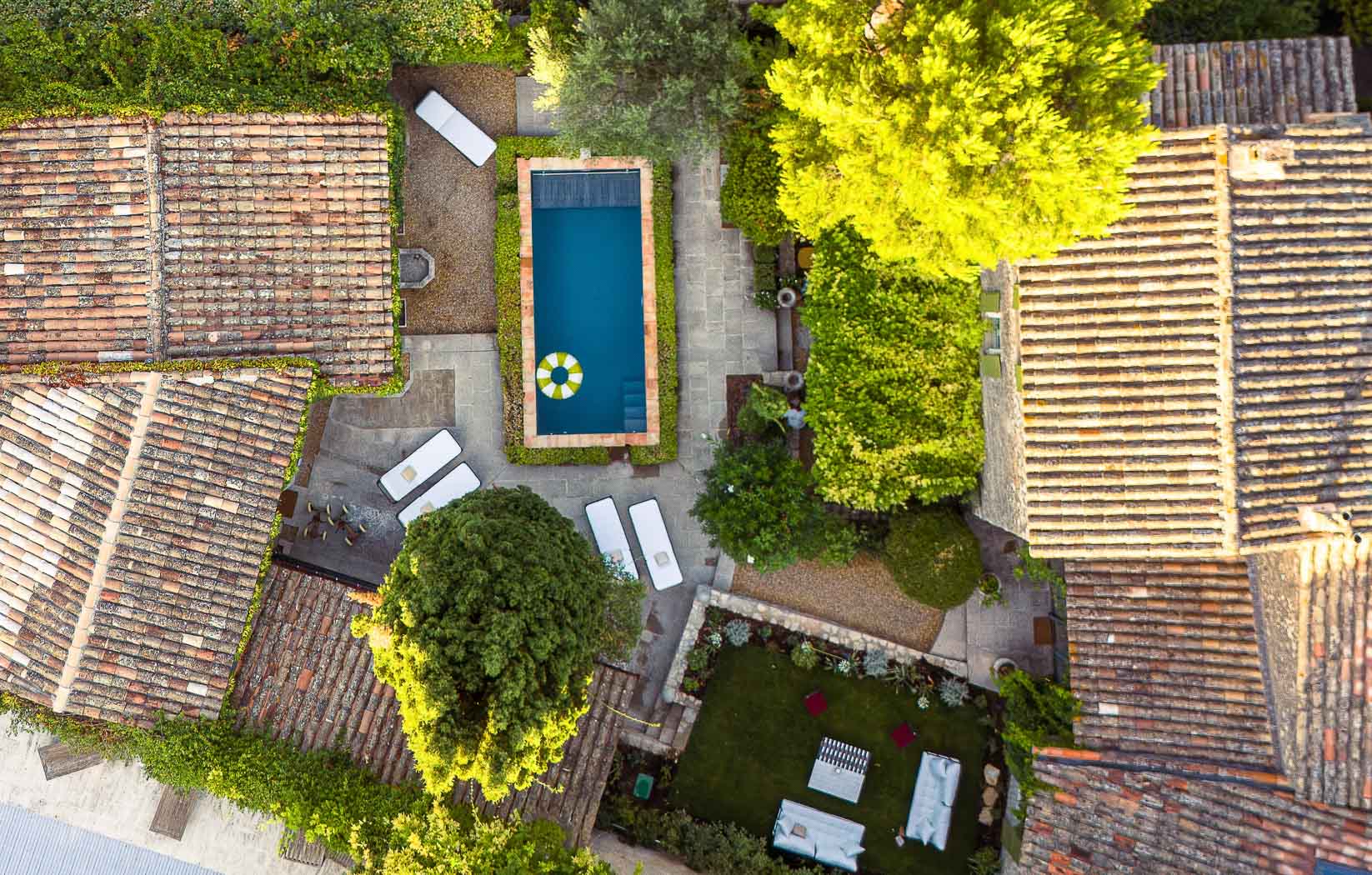 03-location-mas-piscine-eygaliere-casalino.jpg